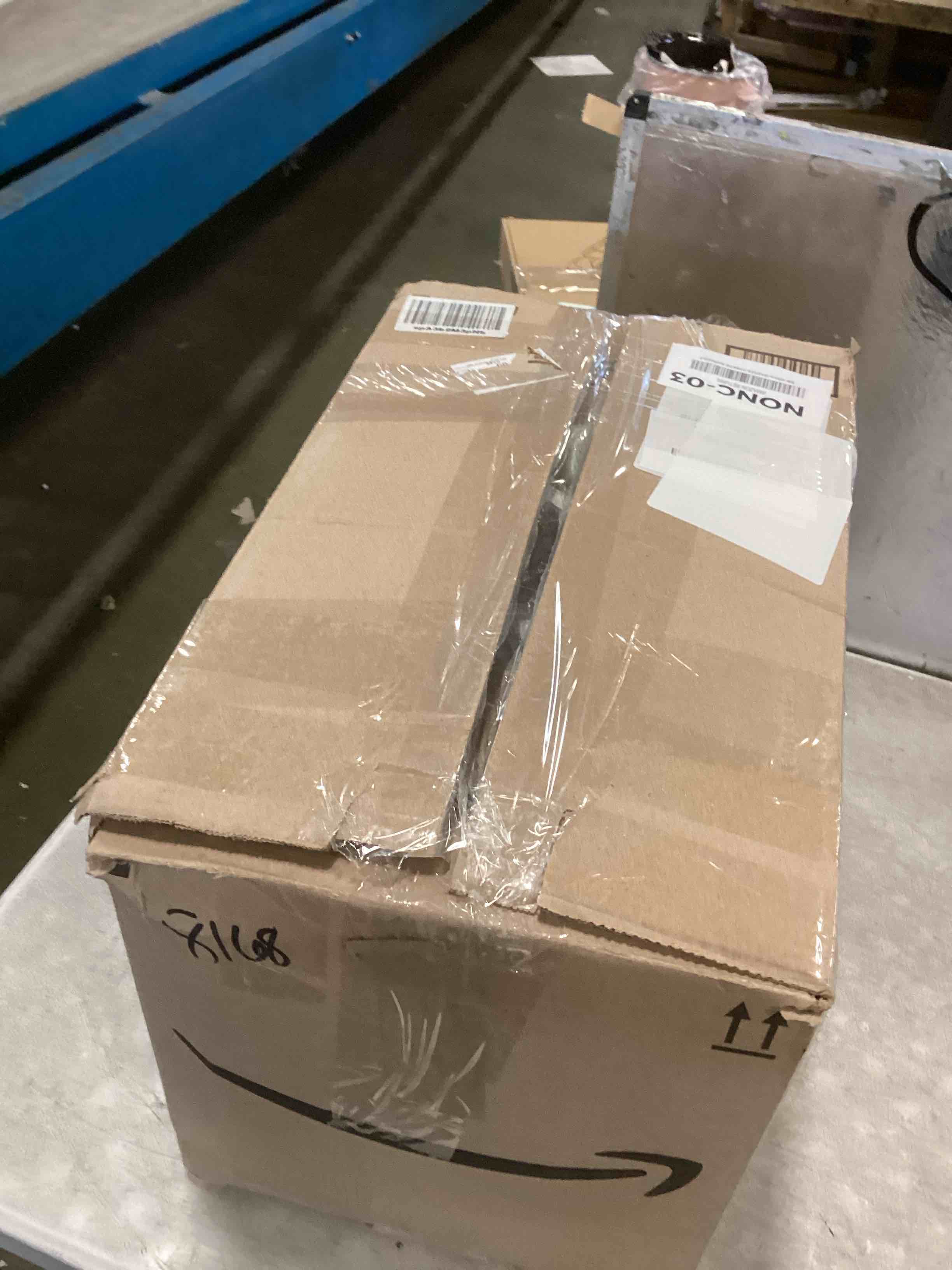 https://s3.amazonaws.com/lotting-images-prod/bidfta/PPE2301403_1745510300625.jpeg