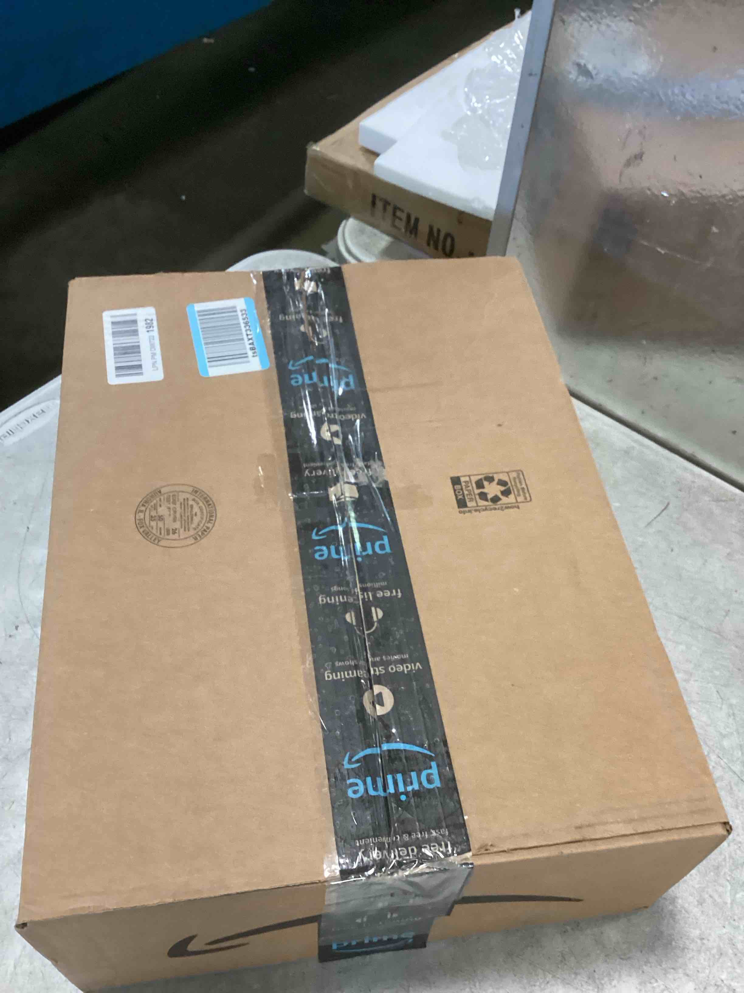 https://s3.amazonaws.com/lotting-images-prod/bidfta/PPE2301426_1745512658122.jpeg
