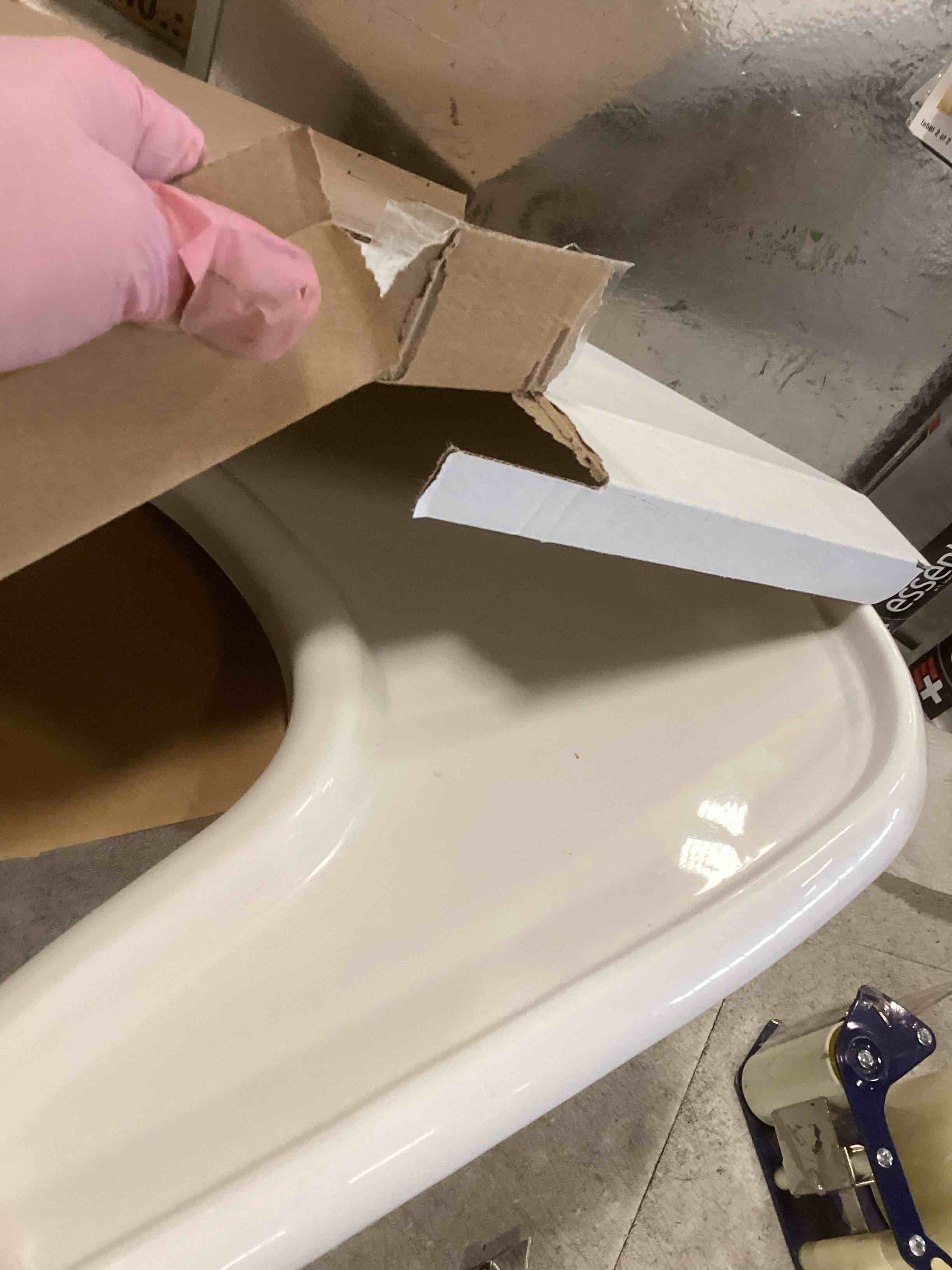 https://s3.amazonaws.com/lotting-images-prod/bidfta/PPE2301427_1745512718194.jpeg