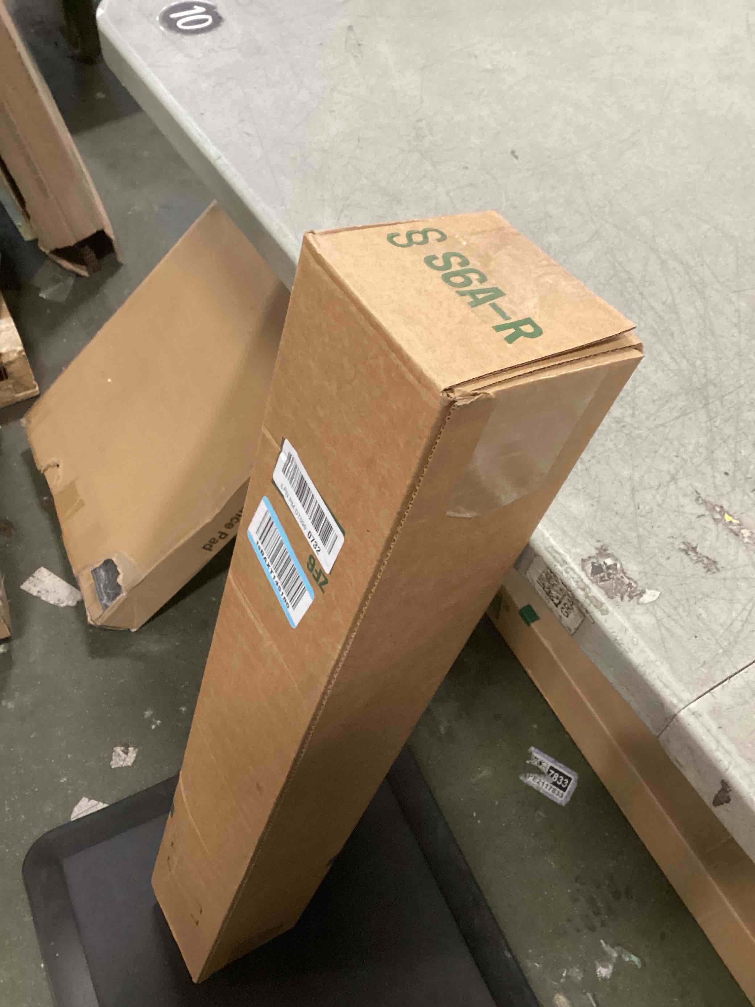 https://s3.amazonaws.com/lotting-images-prod/bidfta/PPE2301500_1745929077784.jpeg