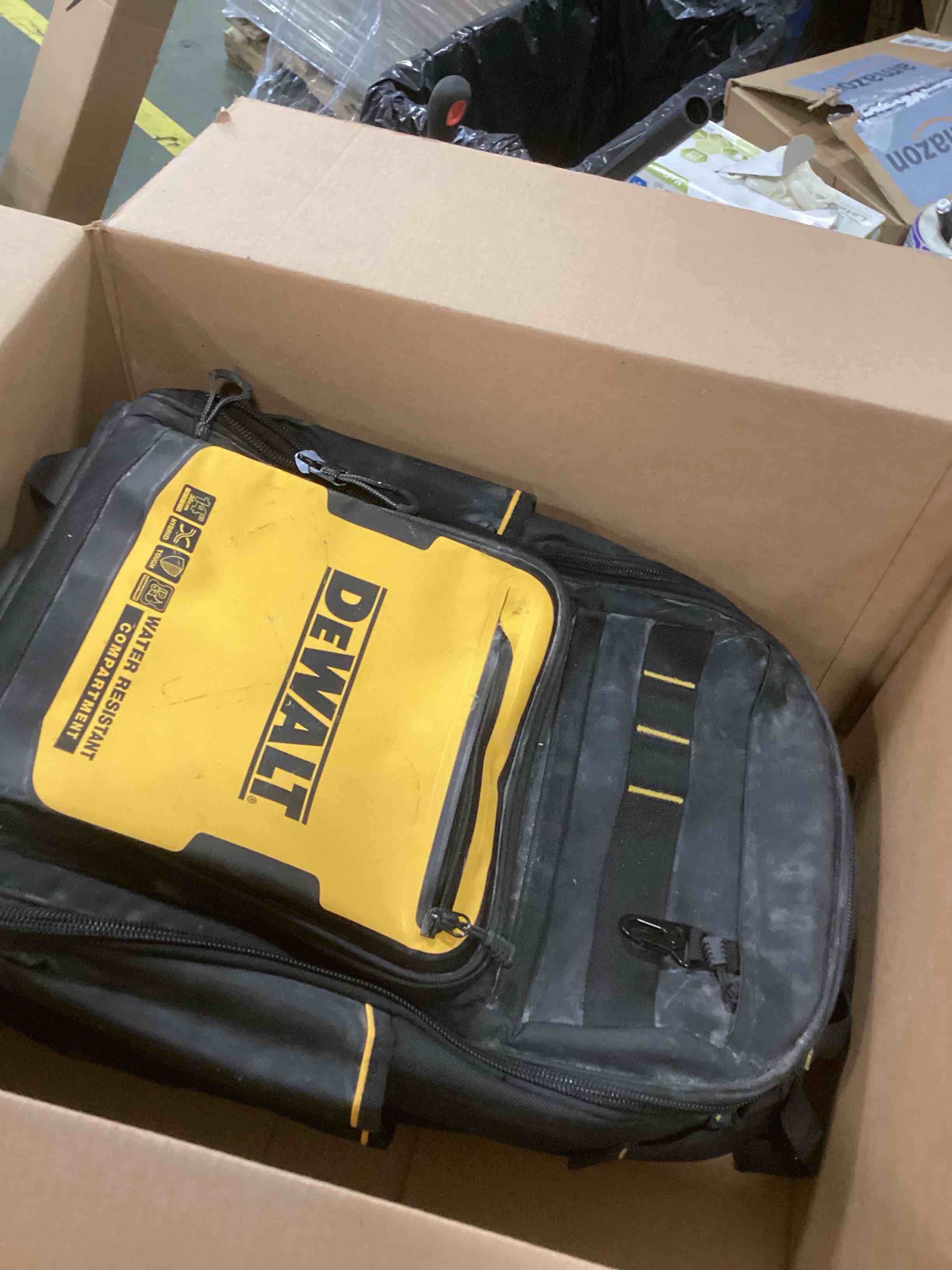 https://s3.amazonaws.com/lotting-images-prod/bidfta/PPE2301542_1745932914746.jpeg