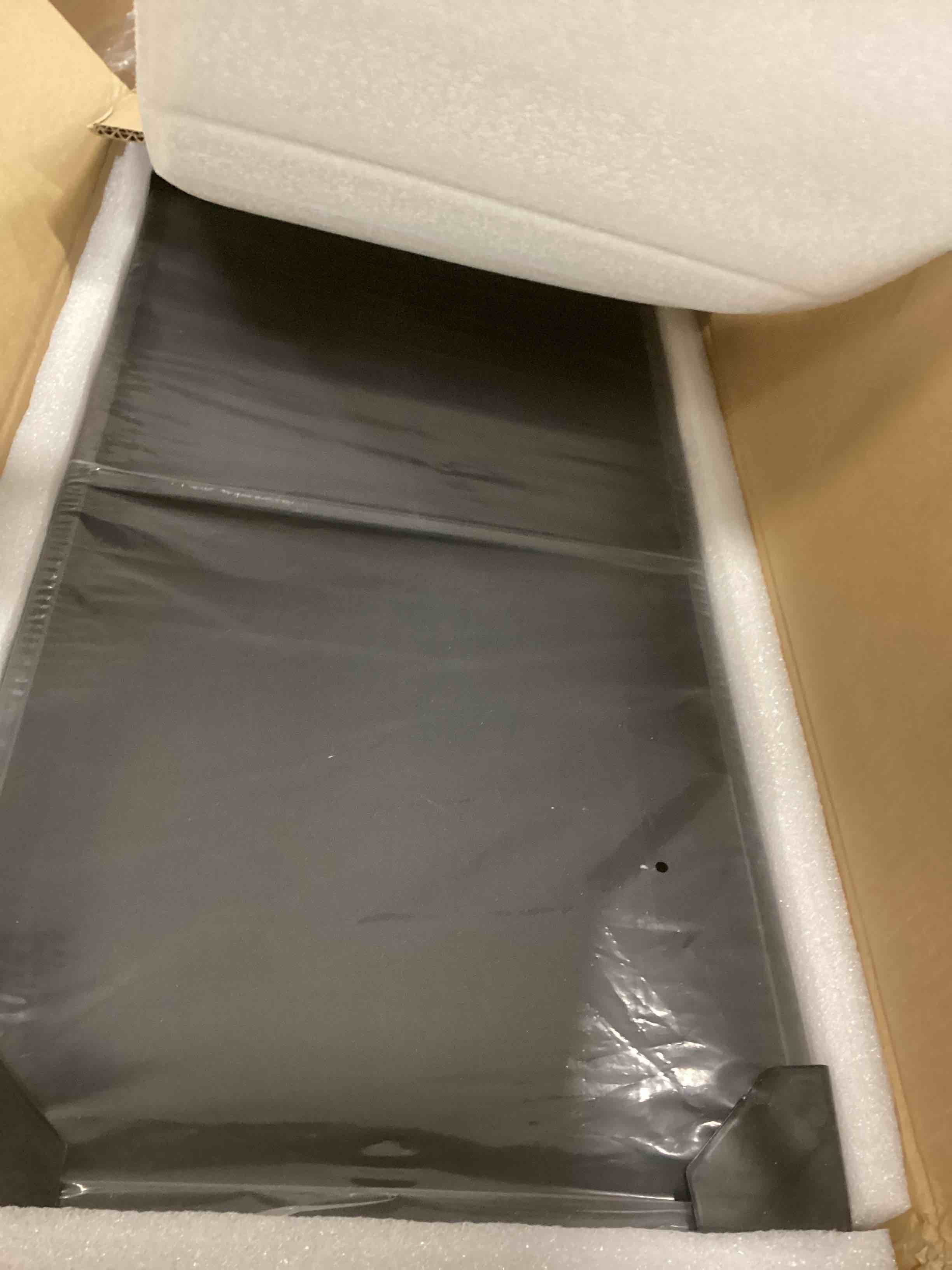 https://s3.amazonaws.com/lotting-images-prod/bidfta/PPE2301660_1745951318513.jpeg