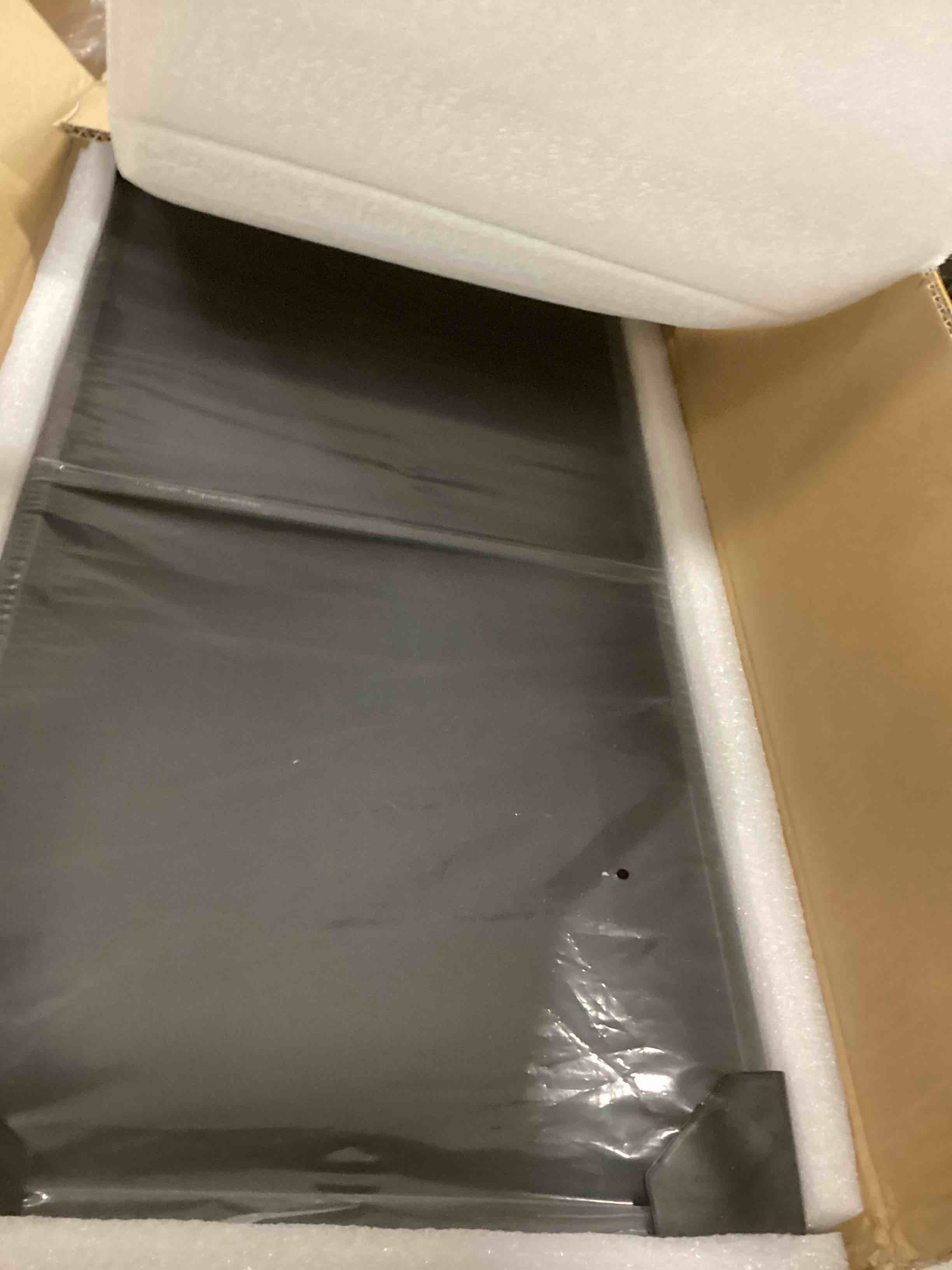 https://s3.amazonaws.com/lotting-images-prod/bidfta/PPE2301660_1745951319367.jpeg