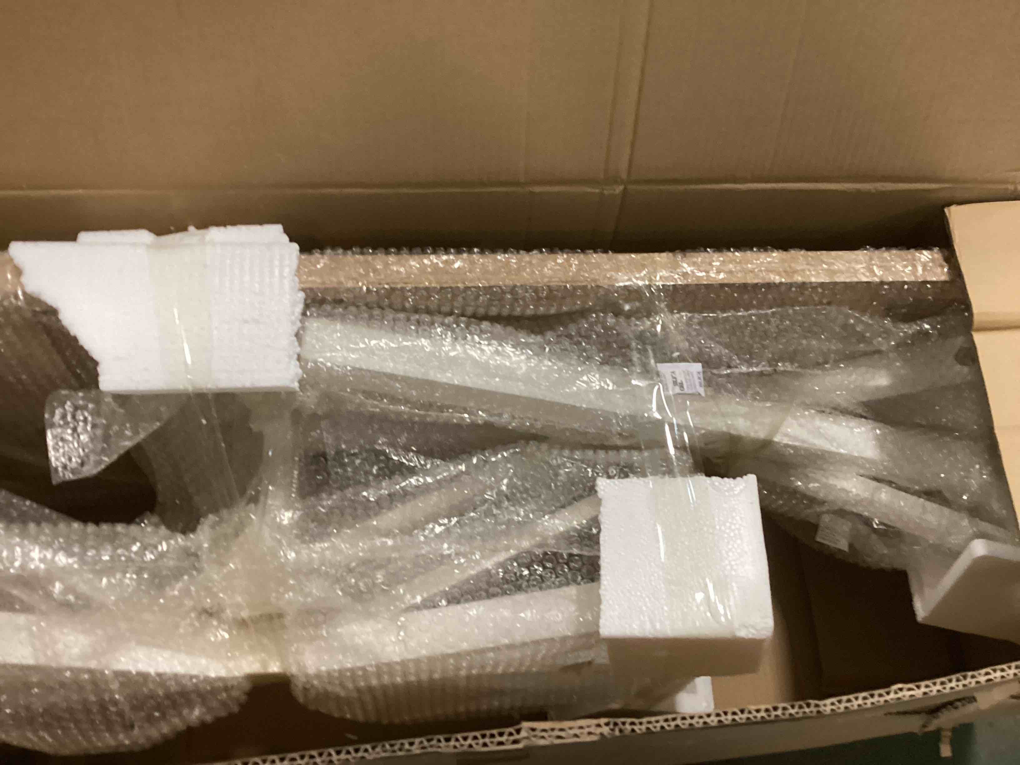 https://s3.amazonaws.com/lotting-images-prod/bidfta/PPE2301887_1746104297700.jpeg
