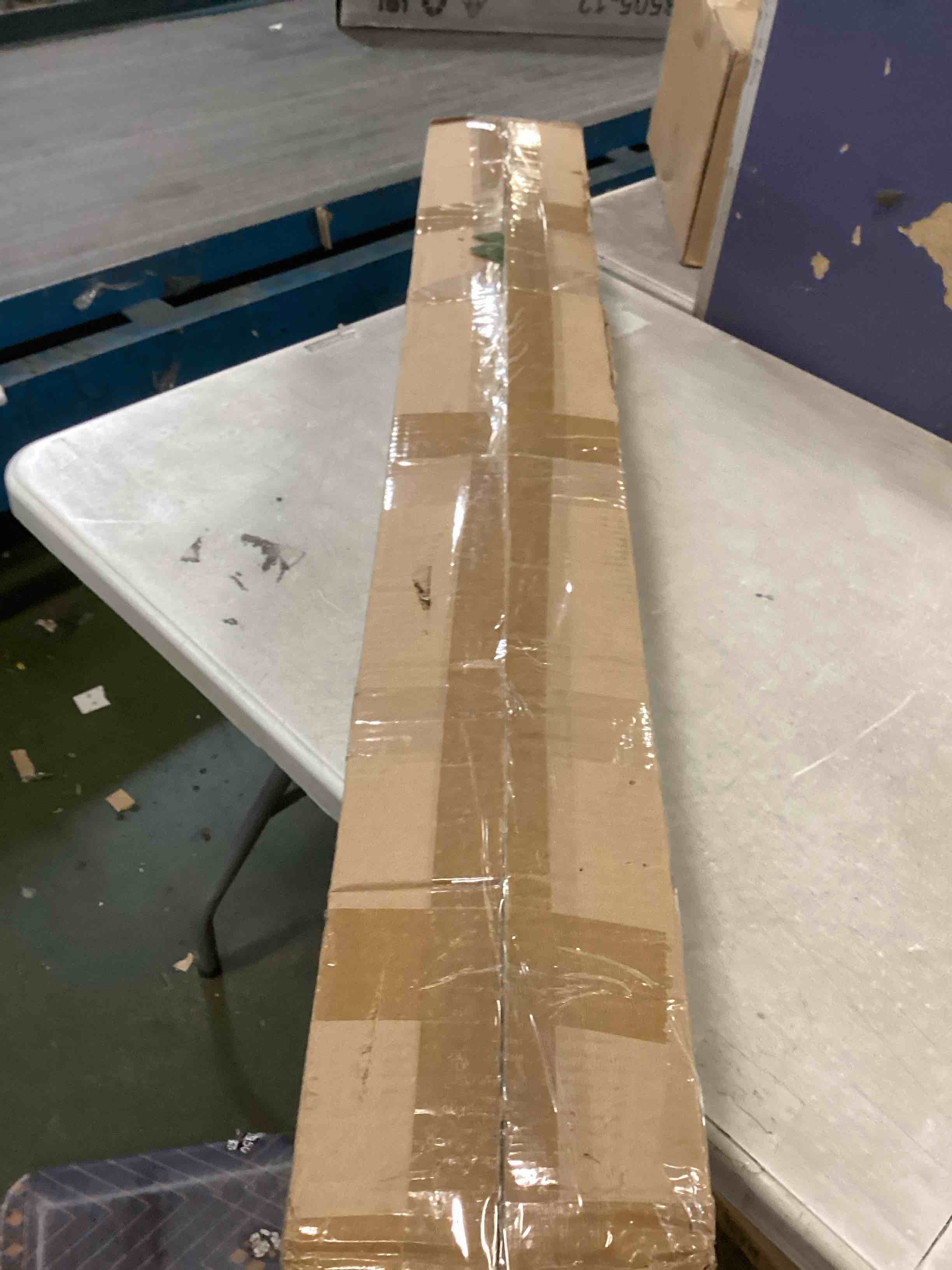 https://s3.amazonaws.com/lotting-images-prod/bidfta/PPE2301927_1746110806885.jpeg