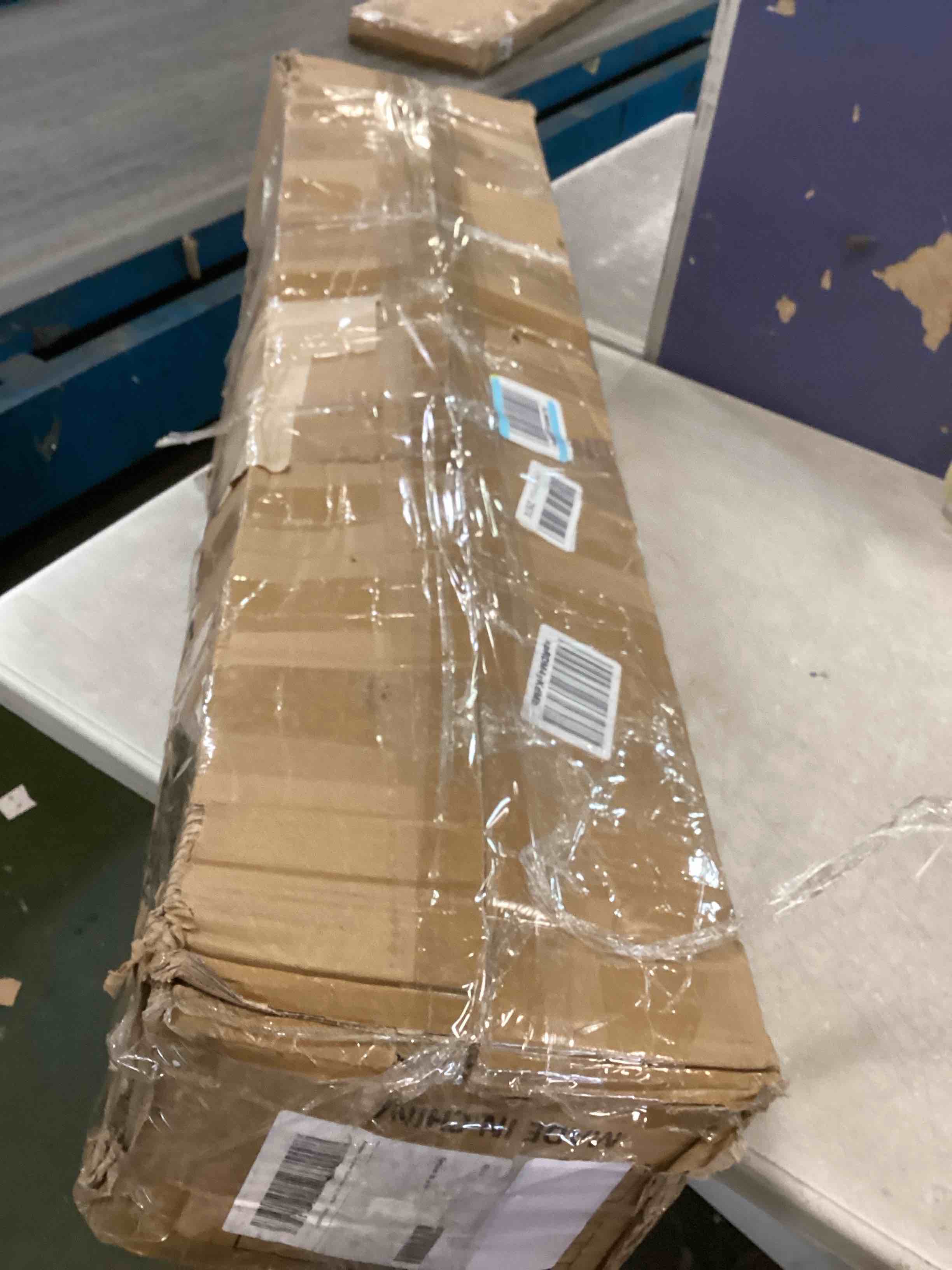 https://s3.amazonaws.com/lotting-images-prod/bidfta/PPE2301940_1746113392538.jpeg