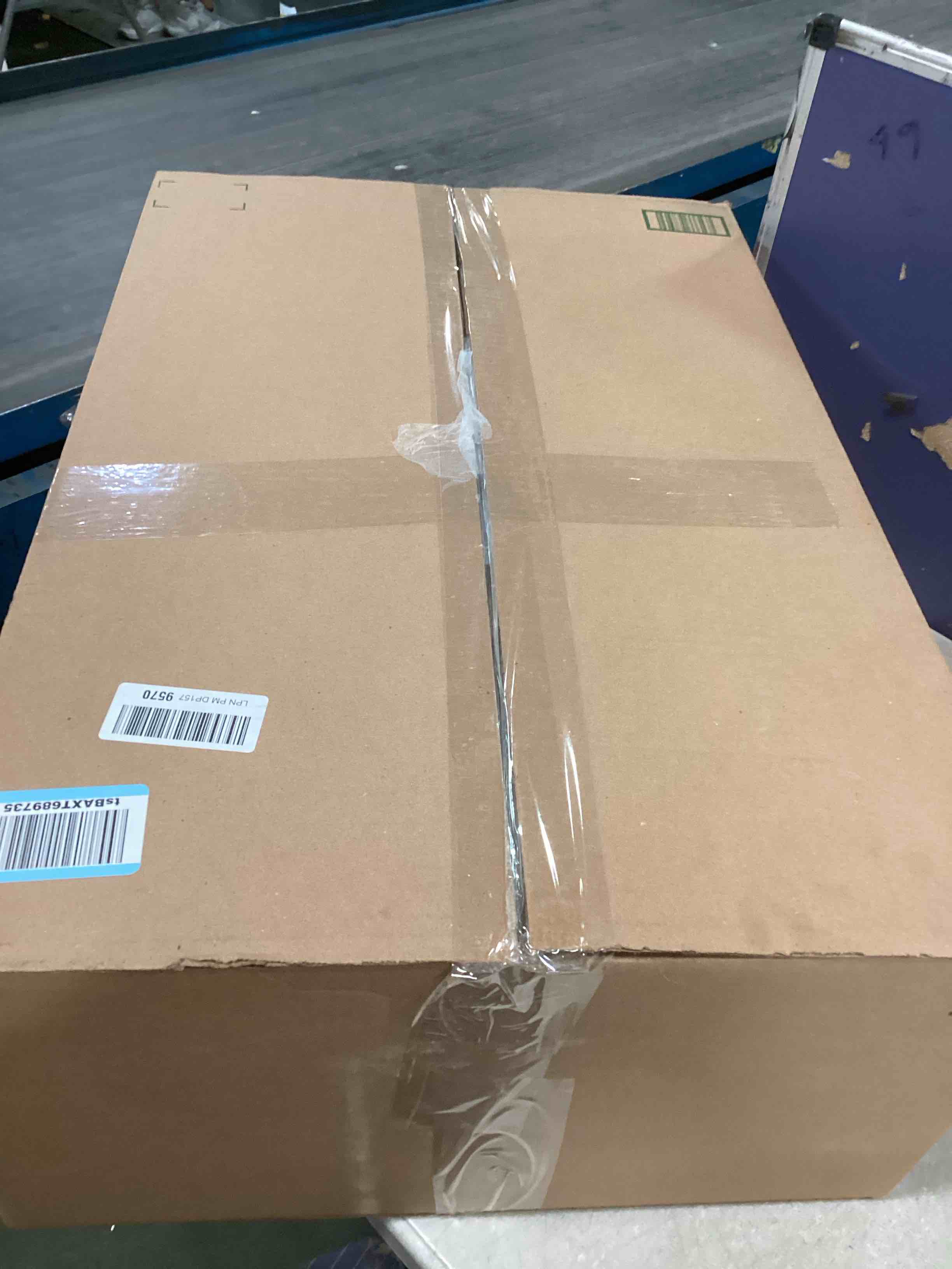 https://s3.amazonaws.com/lotting-images-prod/bidfta/PPE2301959_1746116350521.jpeg