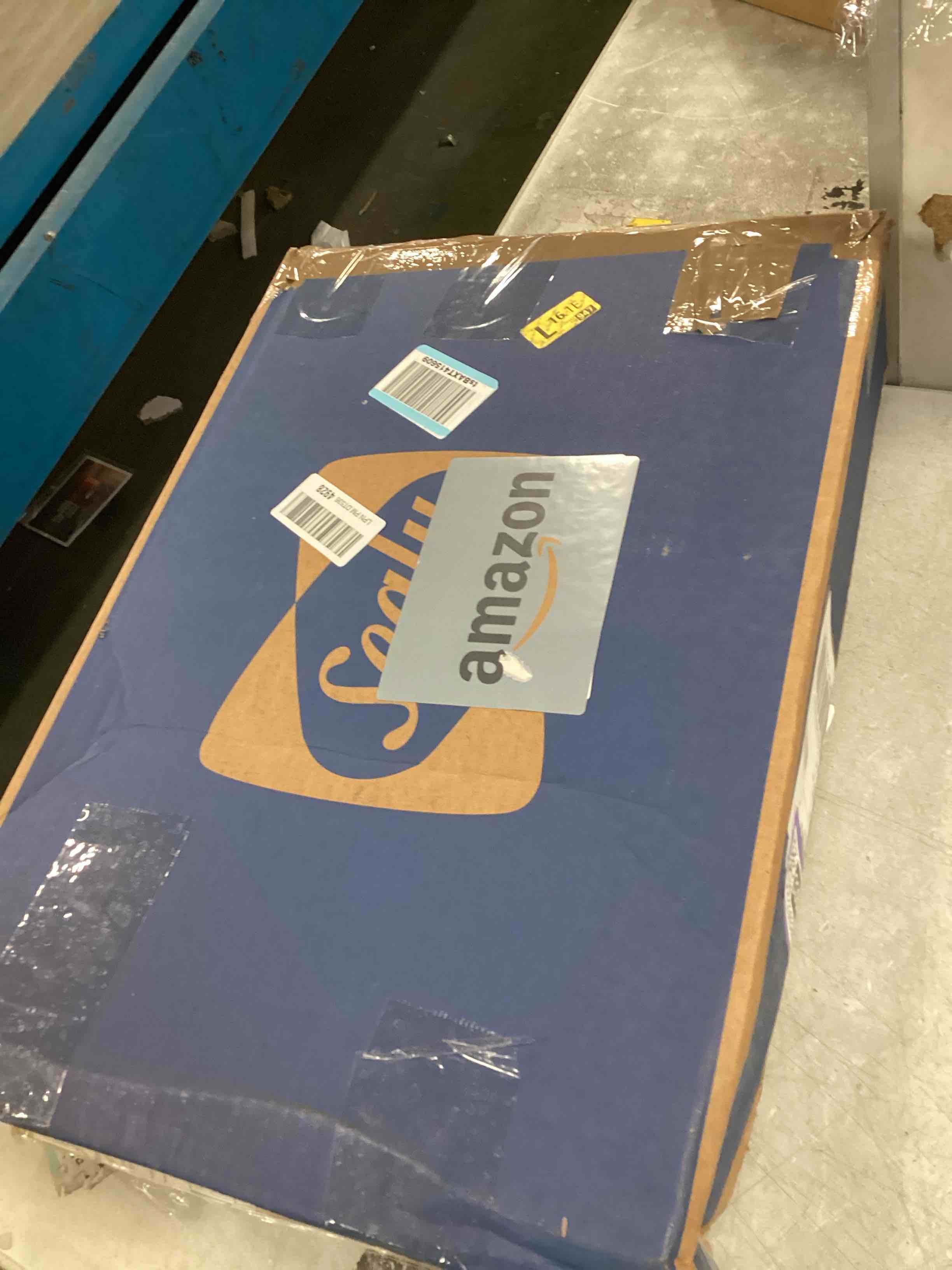 https://s3.amazonaws.com/lotting-images-prod/bidfta/PPE2303280_1743011891111.jpeg