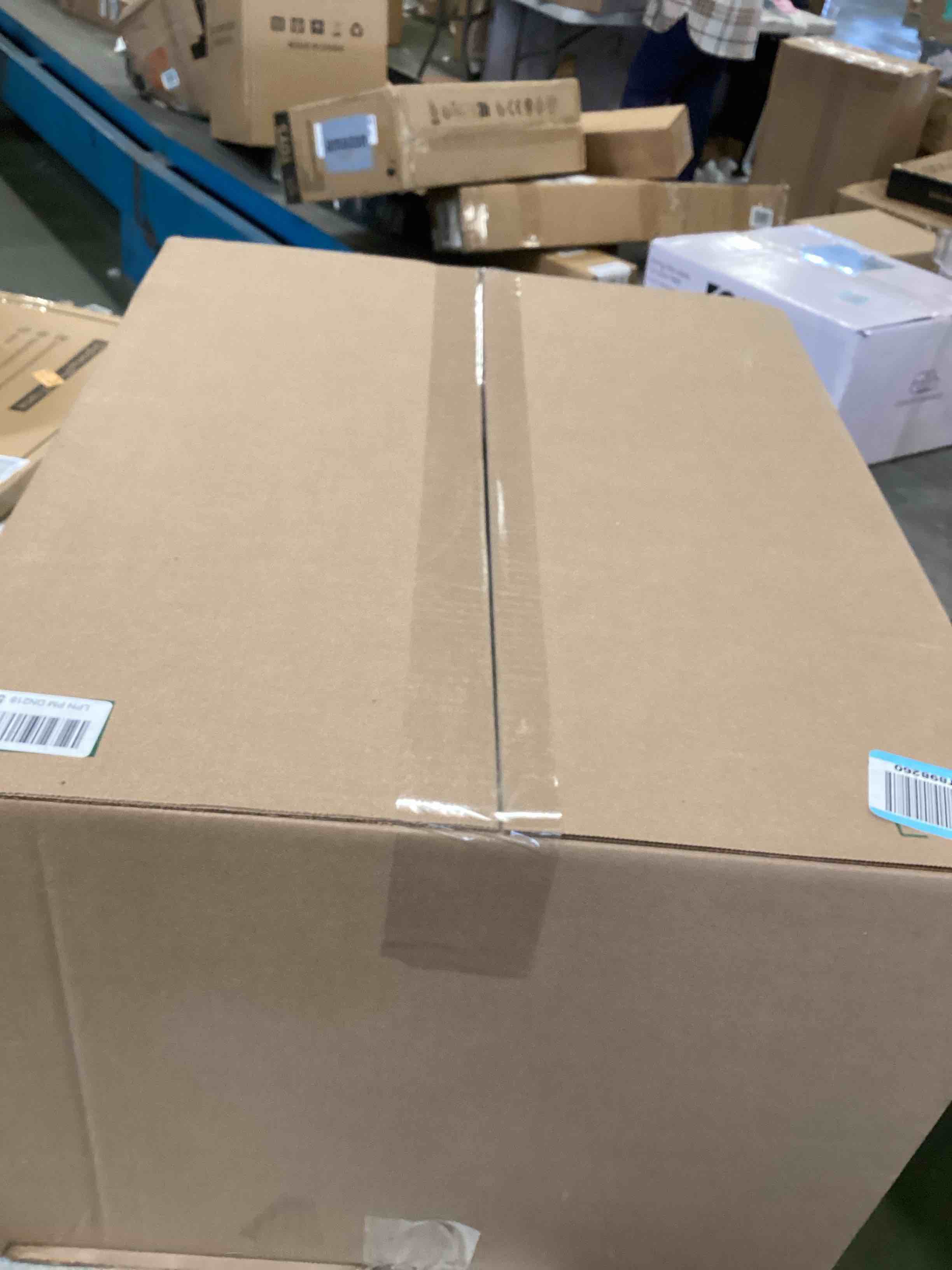 https://s3.amazonaws.com/lotting-images-prod/bidfta/PPE2303404_1743087426087.jpeg