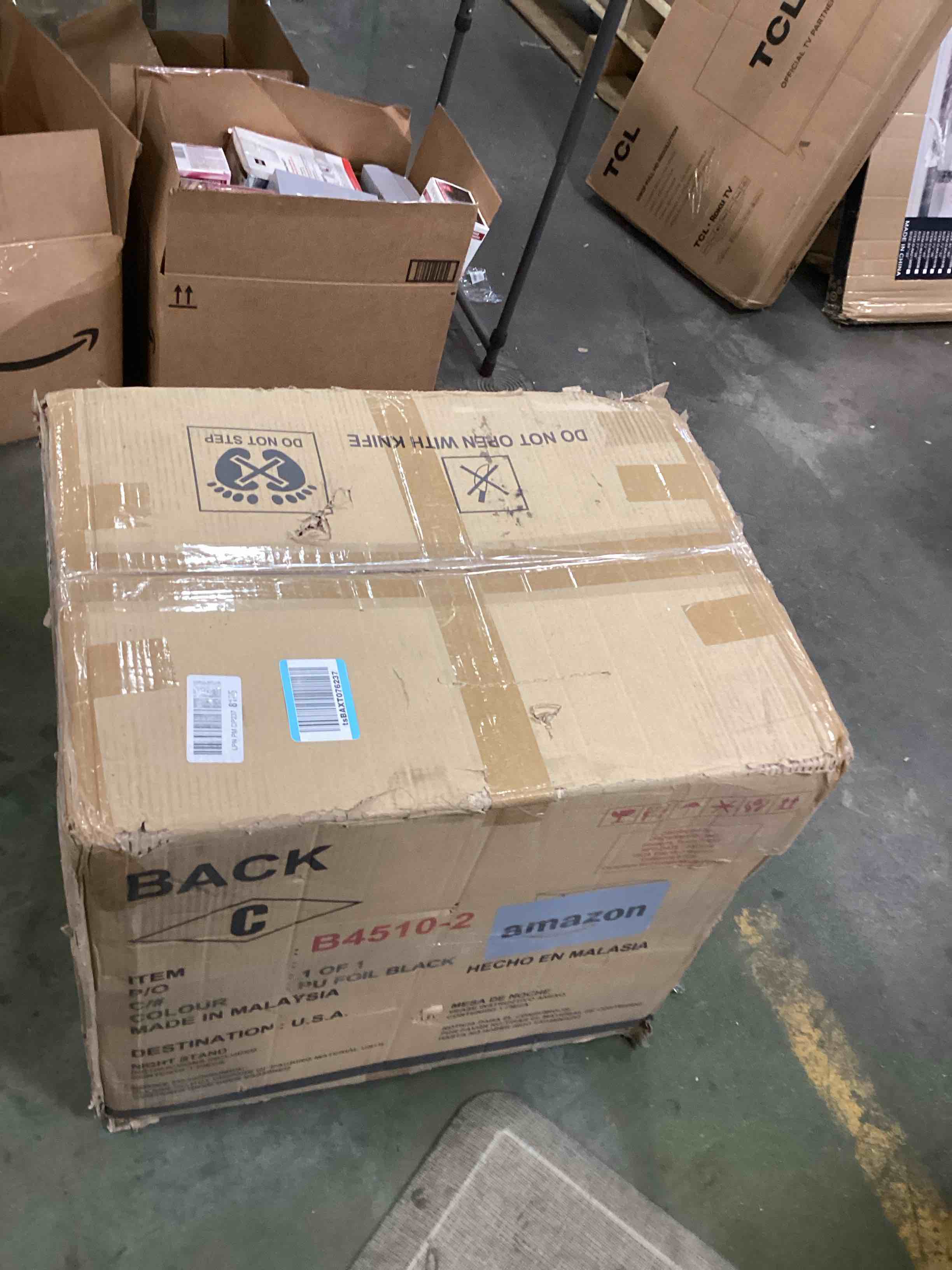 https://s3.amazonaws.com/lotting-images-prod/bidfta/PPE2303716_1743172070537.jpeg