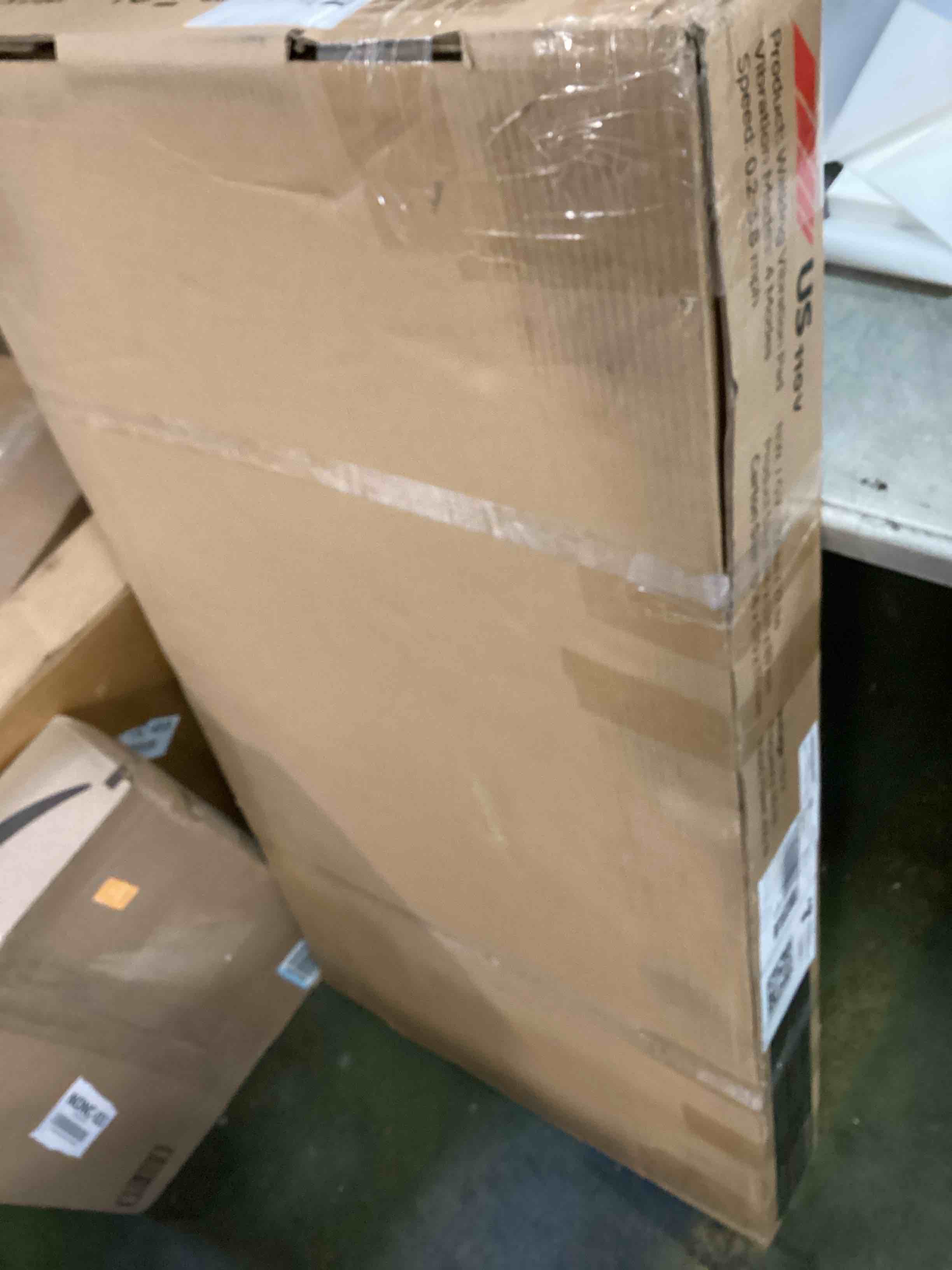 https://s3.amazonaws.com/lotting-images-prod/bidfta/PPE2303944_1743429215024.jpeg