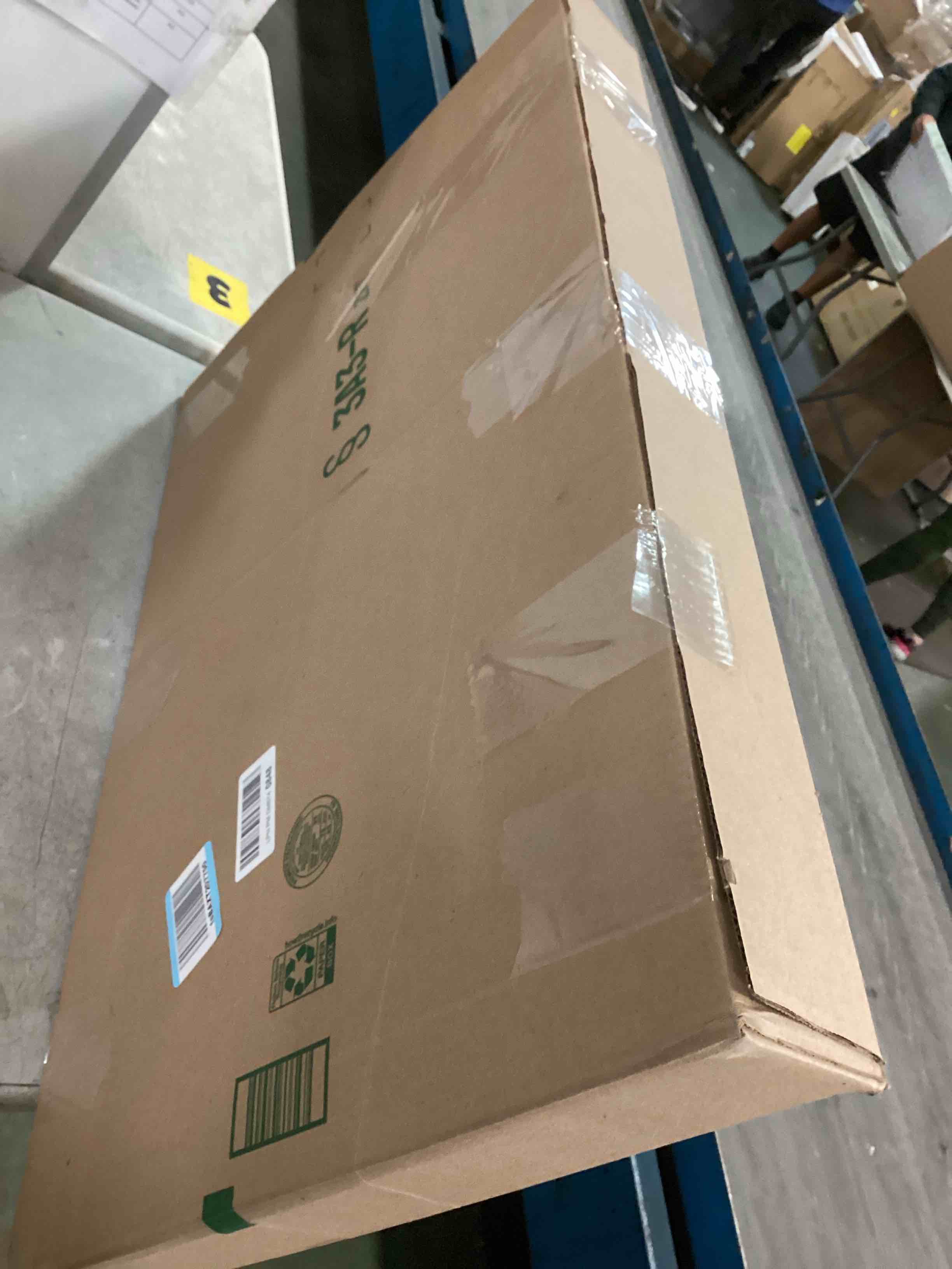 https://s3.amazonaws.com/lotting-images-prod/bidfta/PPE2304612_1743769465160.jpeg