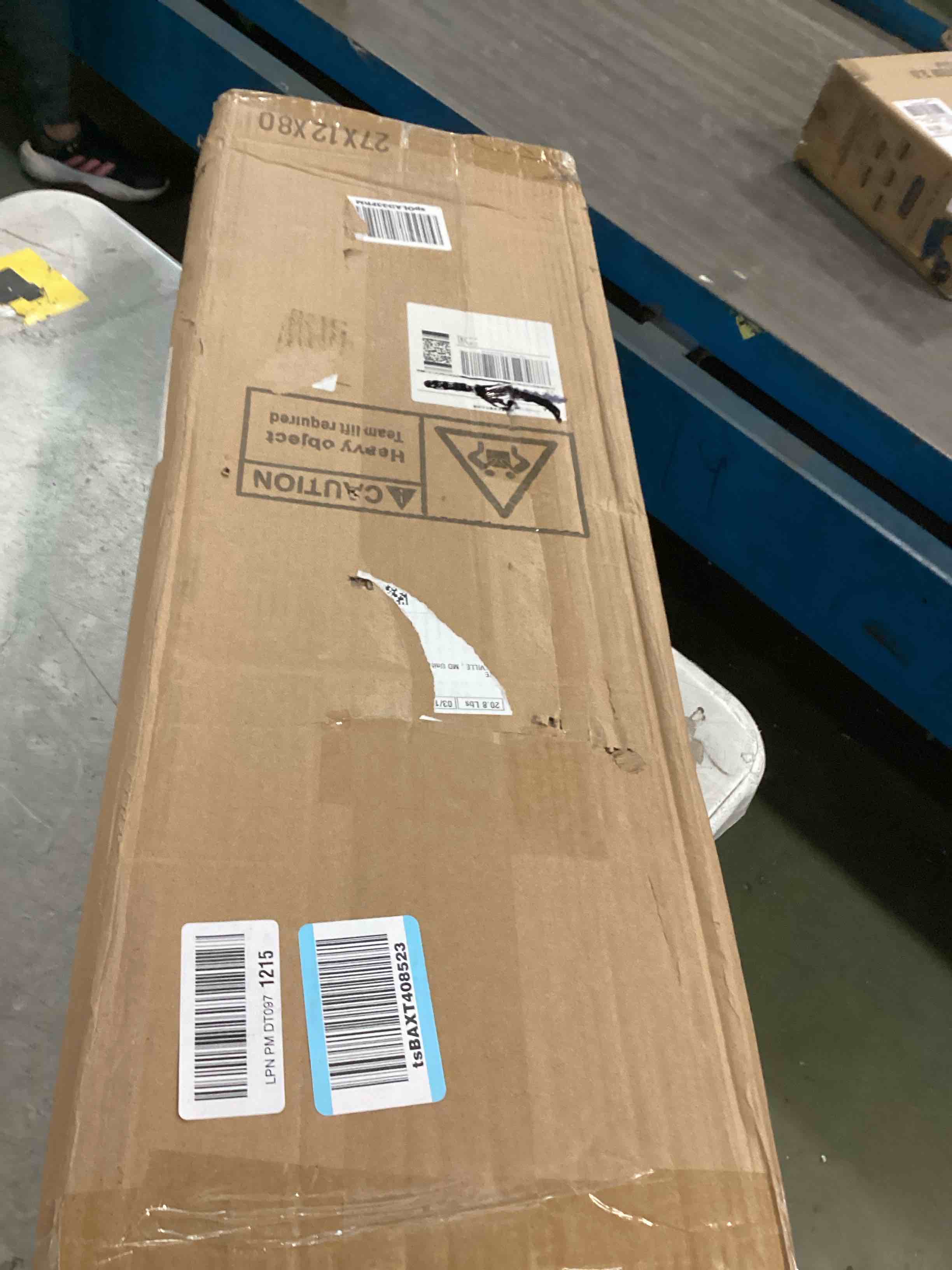 https://s3.amazonaws.com/lotting-images-prod/bidfta/PPE2304637_1743771432008.jpeg
