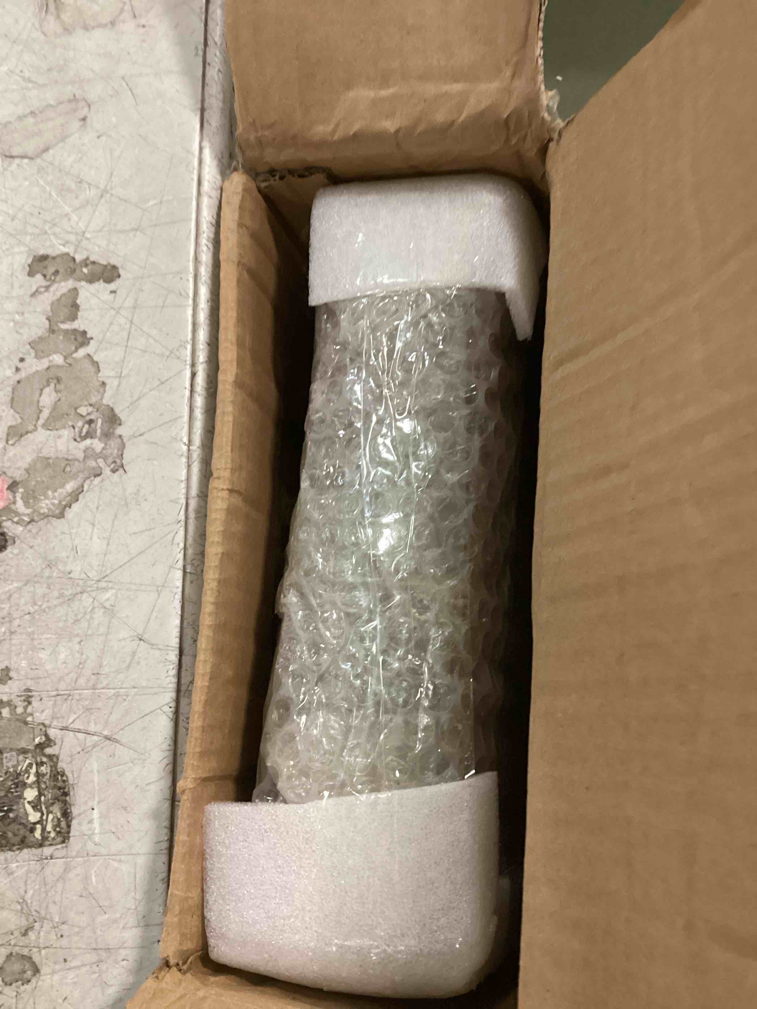https://s3.amazonaws.com/lotting-images-prod/bidfta/PPE2304637_1743771451021.jpeg