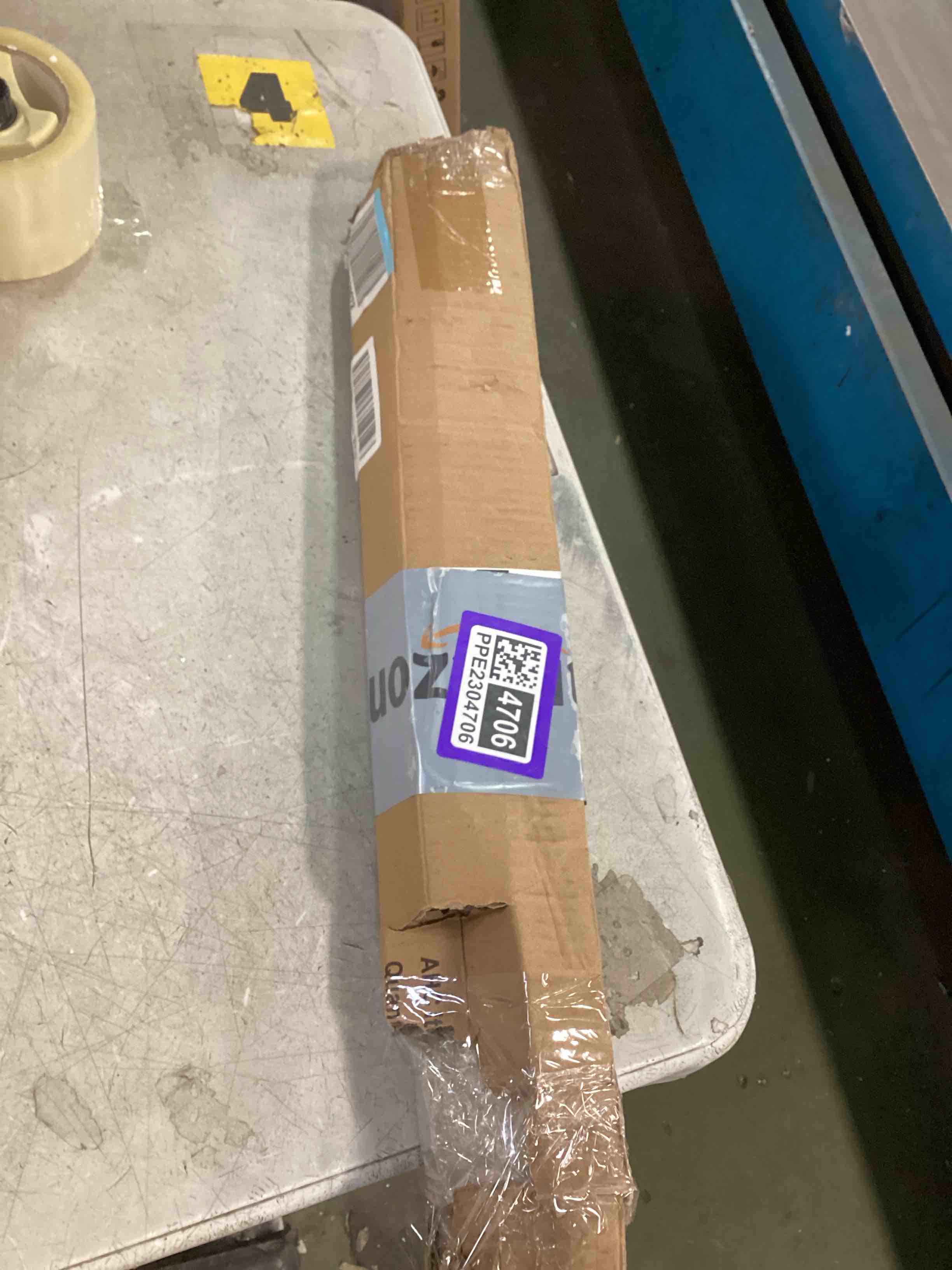 https://s3.amazonaws.com/lotting-images-prod/bidfta/PPE2304706_1743778129321.jpeg