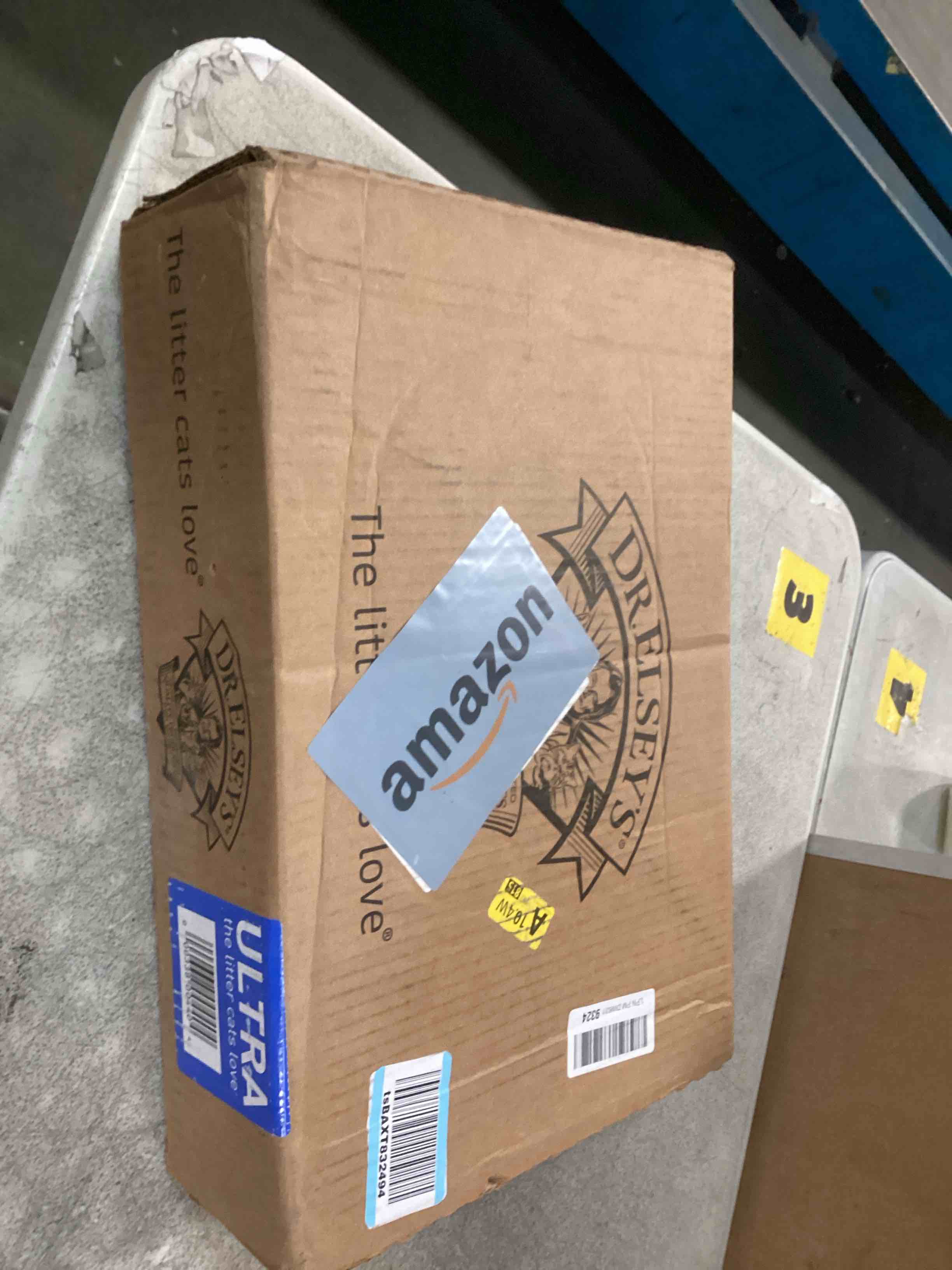 https://s3.amazonaws.com/lotting-images-prod/bidfta/PPE2304873_1744027729268.jpeg