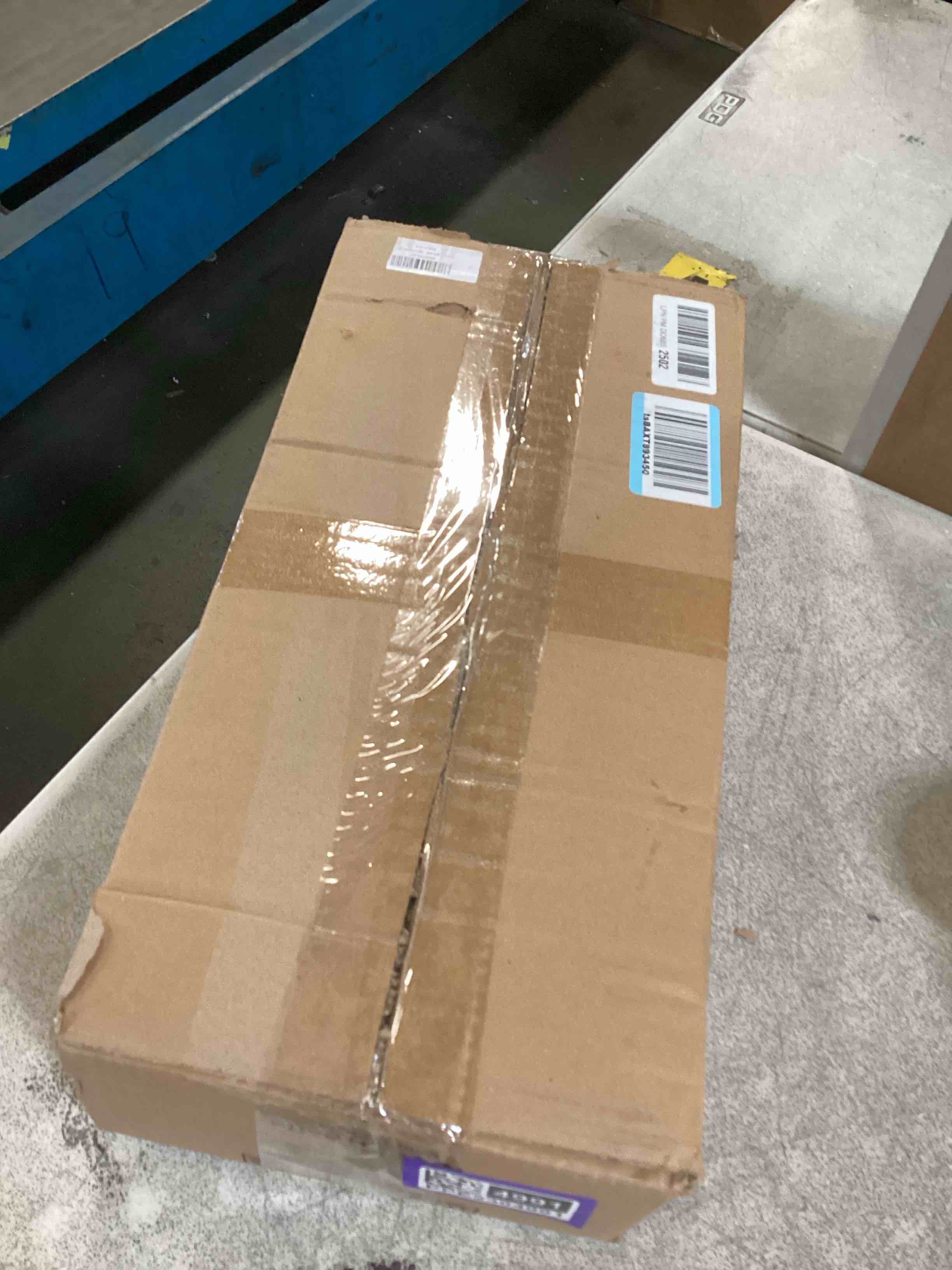 https://s3.amazonaws.com/lotting-images-prod/bidfta/PPE2304991_1744038800199.jpeg