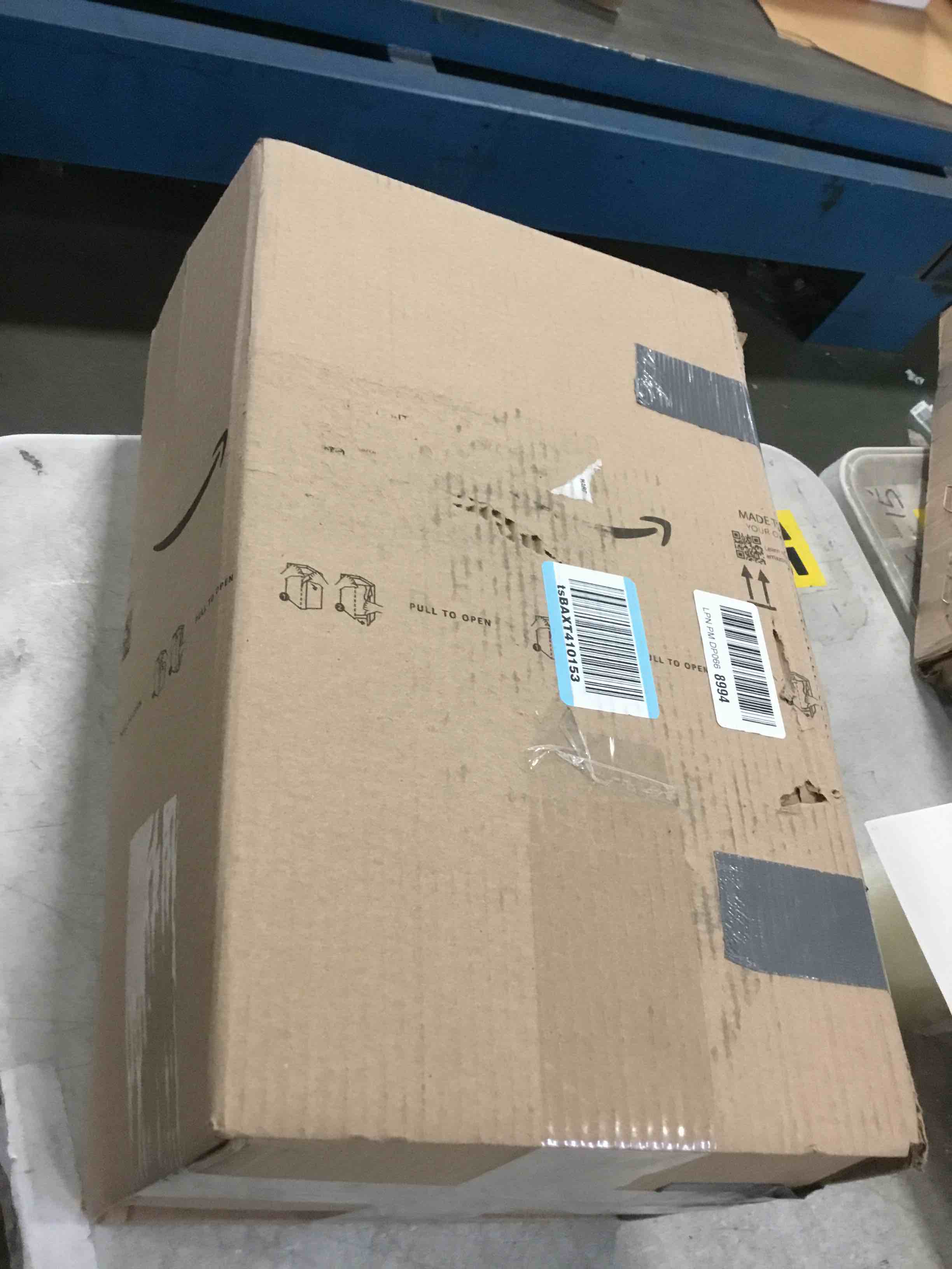 https://s3.amazonaws.com/lotting-images-prod/bidfta/PPE2305003_1742219718558.jpeg