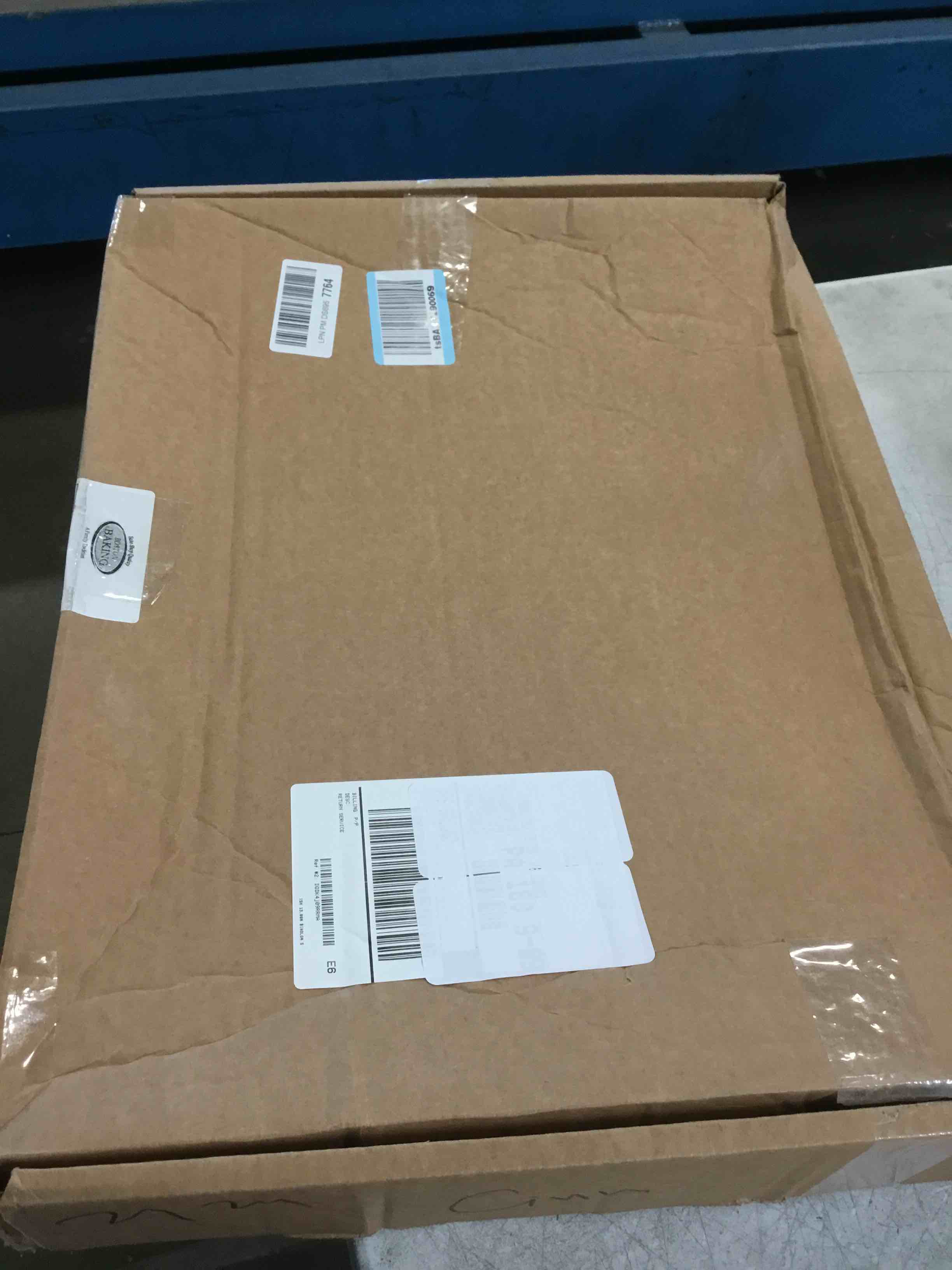 https://s3.amazonaws.com/lotting-images-prod/bidfta/PPE2305042_1742227602162.jpeg