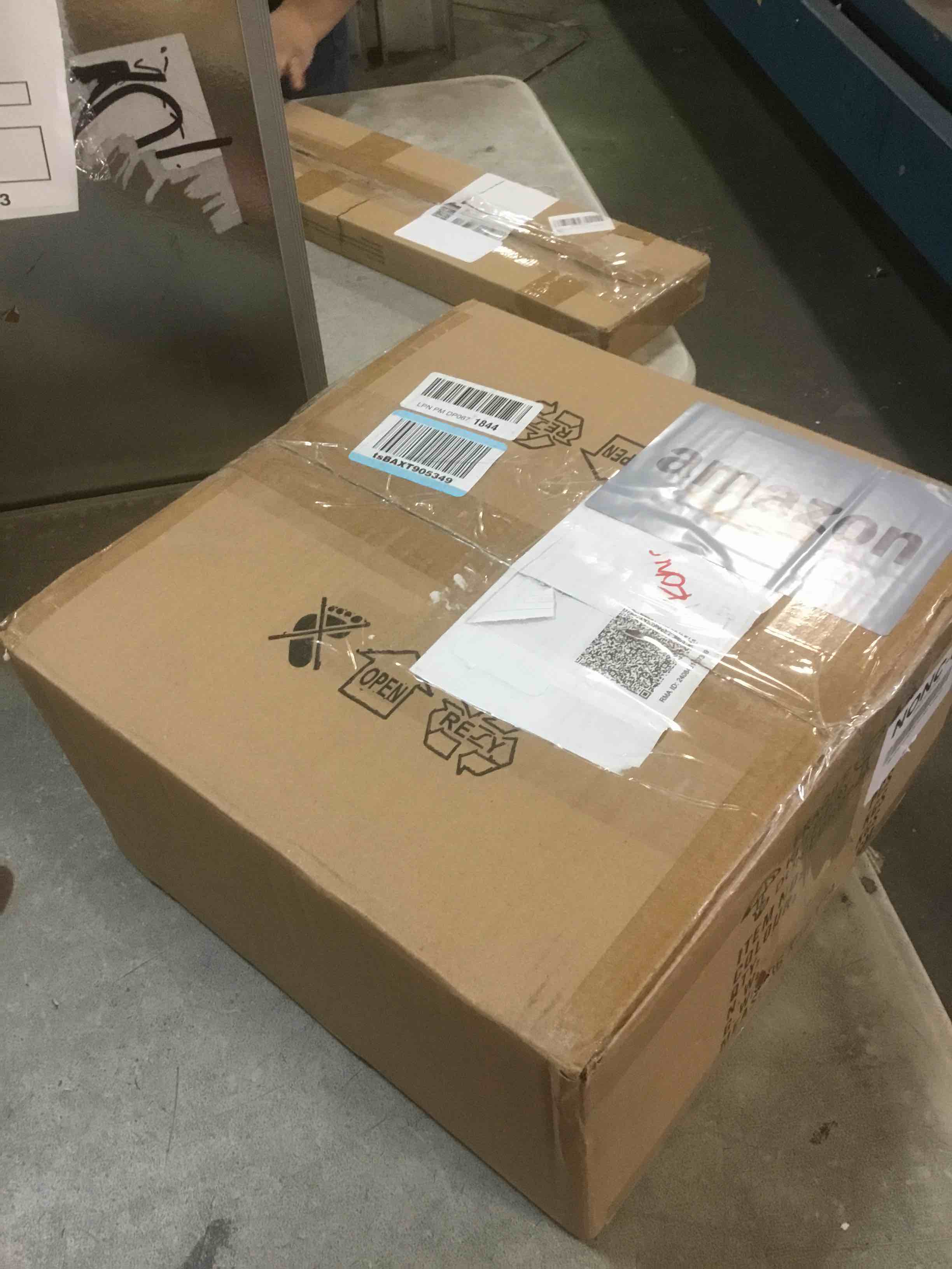 https://s3.amazonaws.com/lotting-images-prod/bidfta/PPE2305121_1743017046665.jpeg