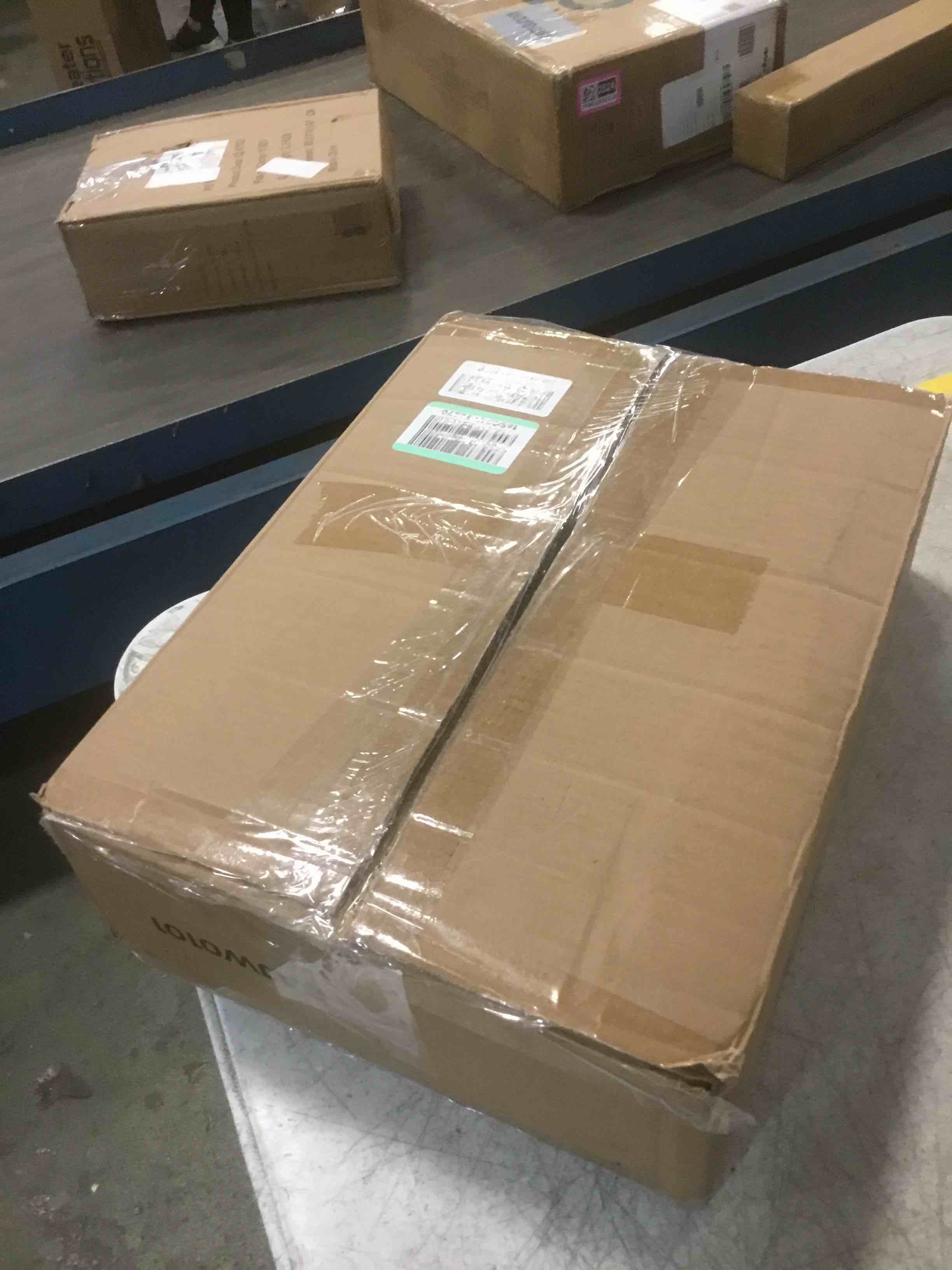 https://s3.amazonaws.com/lotting-images-prod/bidfta/PPE2305342_1743101422099.jpeg