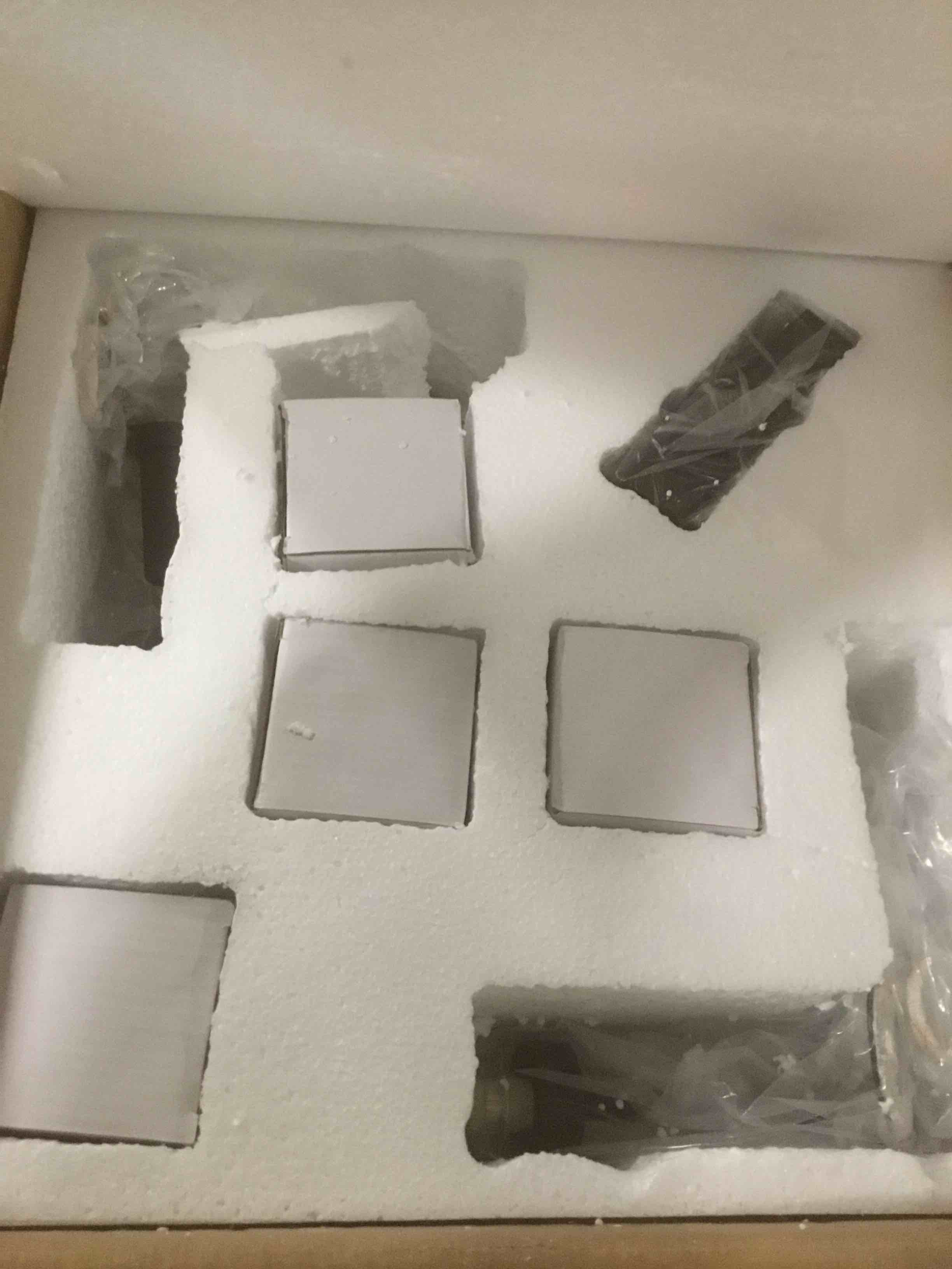 https://s3.amazonaws.com/lotting-images-prod/bidfta/PPE2305680_1743424885868.jpeg