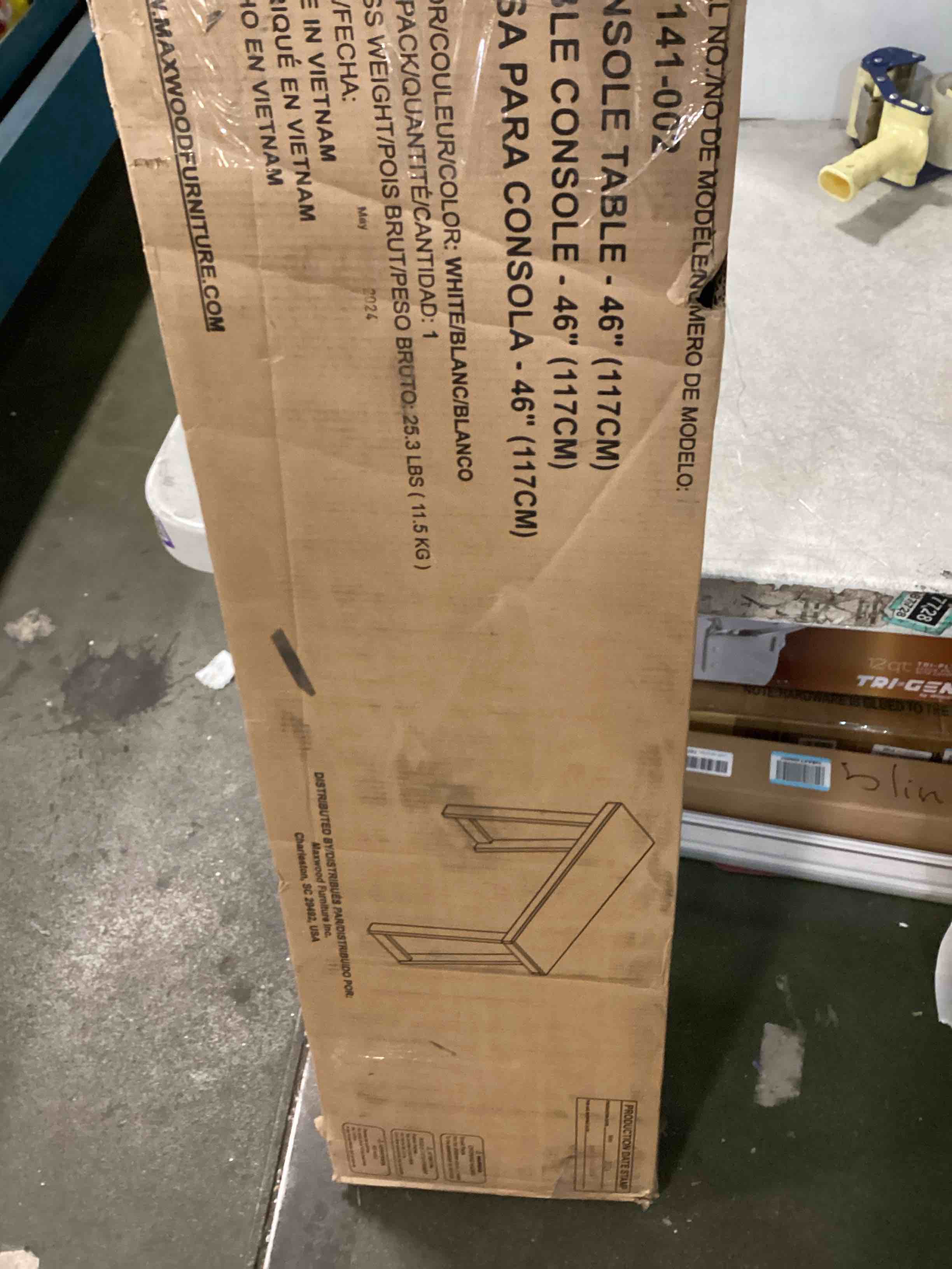 https://s3.amazonaws.com/lotting-images-prod/bidfta/PPE2305764_1743436584178.jpeg