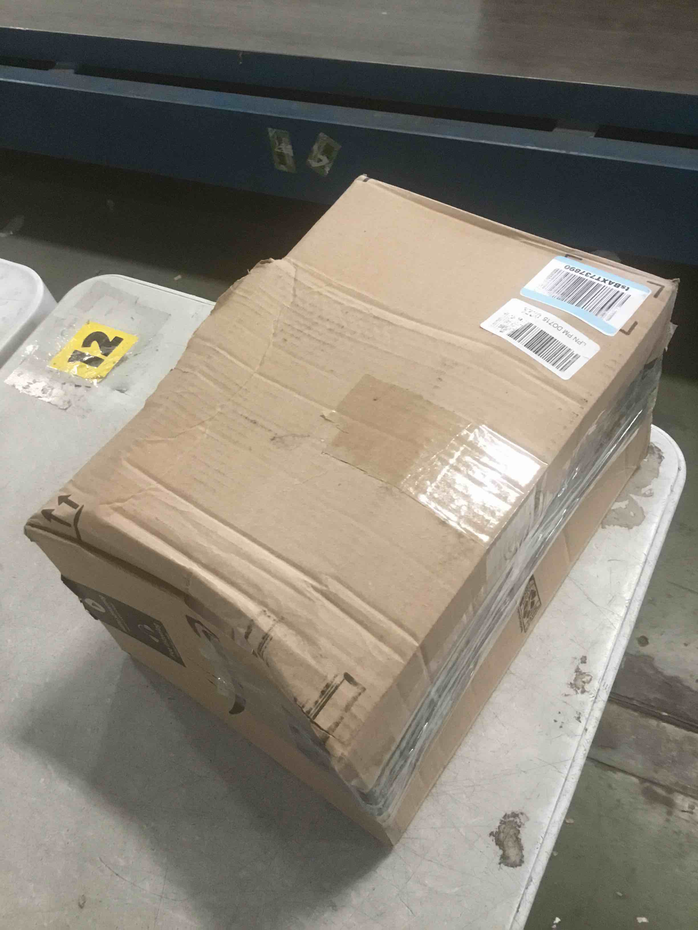 https://s3.amazonaws.com/lotting-images-prod/bidfta/PPE2305974_1743522485729.jpeg