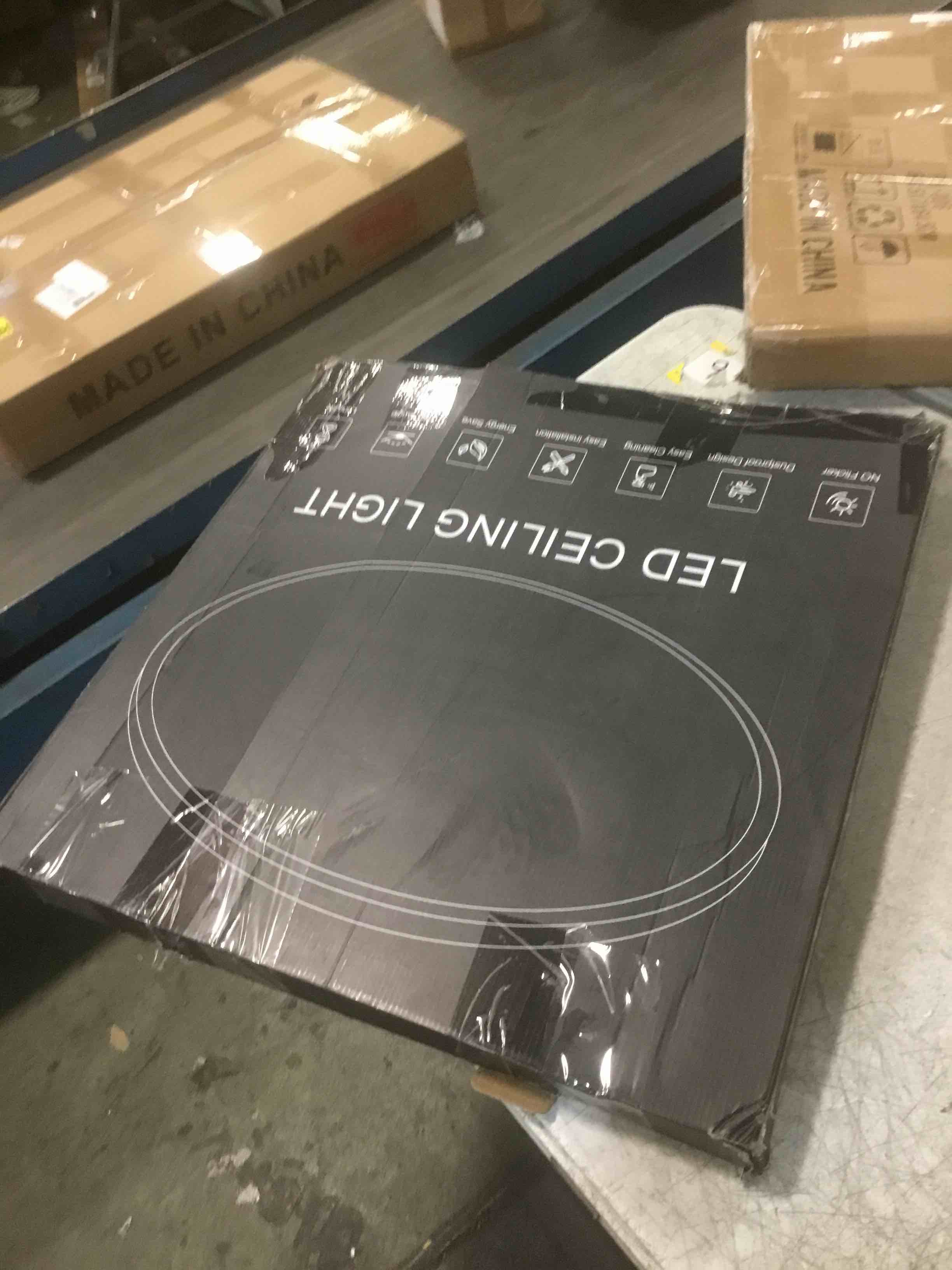 https://s3.amazonaws.com/lotting-images-prod/bidfta/PPE2306510_1743768716493.jpeg