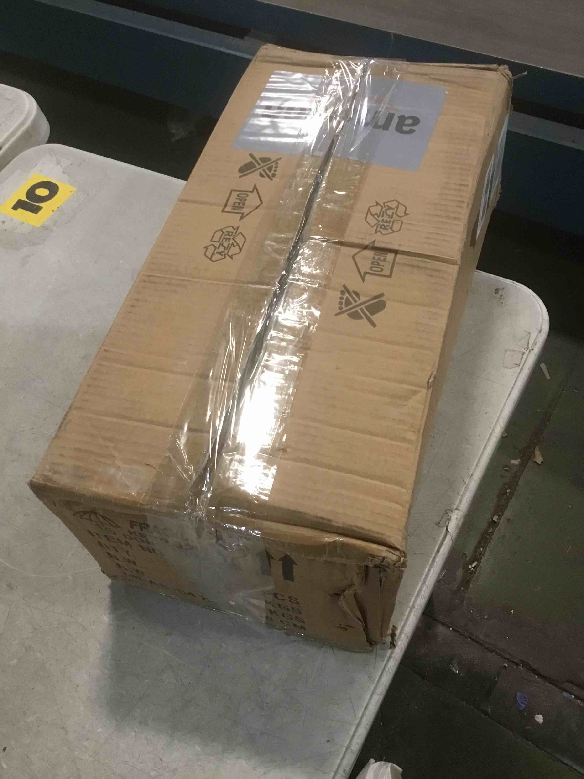 https://s3.amazonaws.com/lotting-images-prod/bidfta/PPE2306756_1744055796722.jpeg