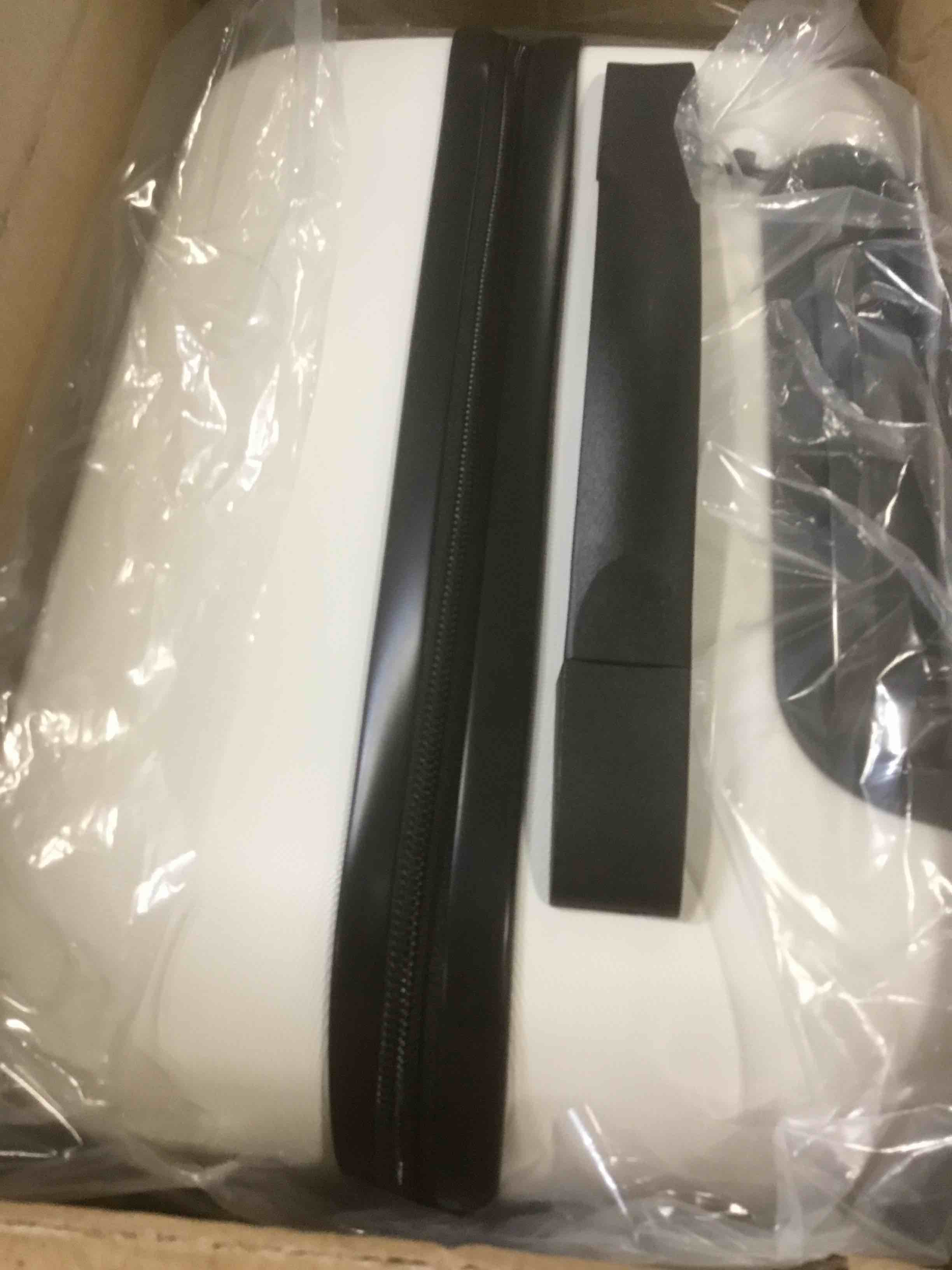 https://s3.amazonaws.com/lotting-images-prod/bidfta/PPE2306865_1744142836898.jpeg