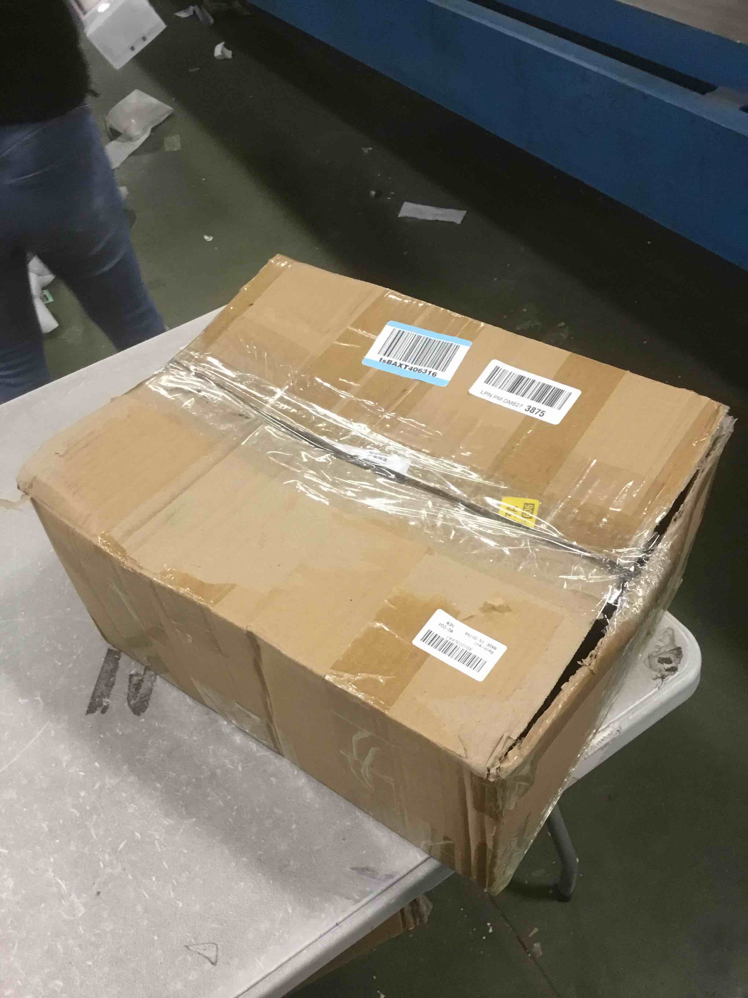 https://s3.amazonaws.com/lotting-images-prod/bidfta/PPE2307092_1744228575833.jpeg
