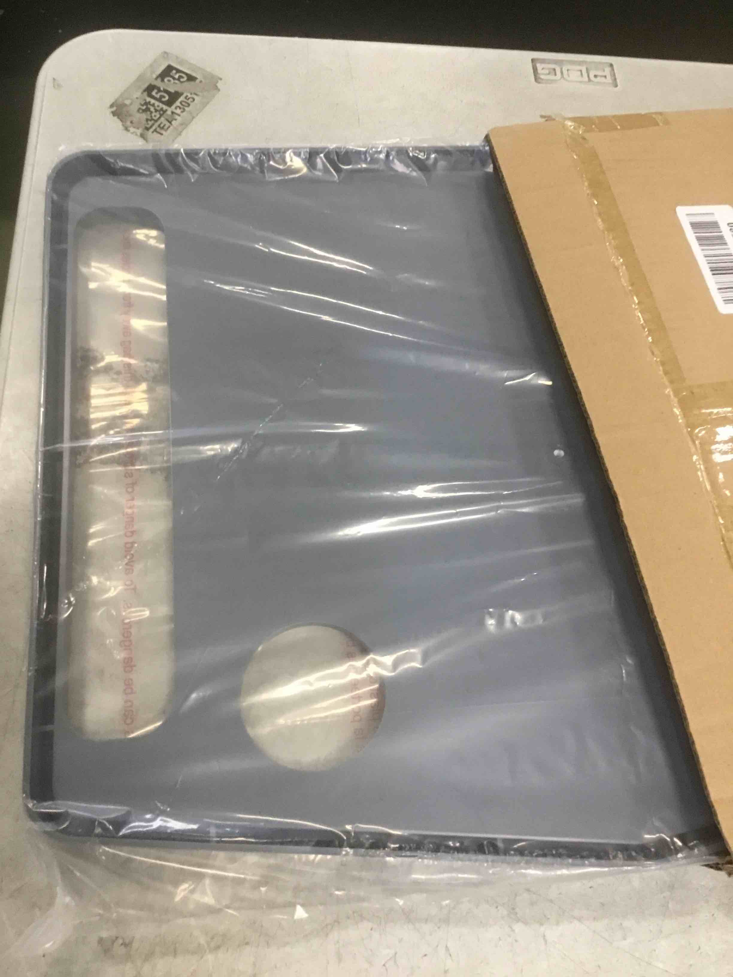 https://s3.amazonaws.com/lotting-images-prod/bidfta/PPE2307285_1744396720533.jpeg