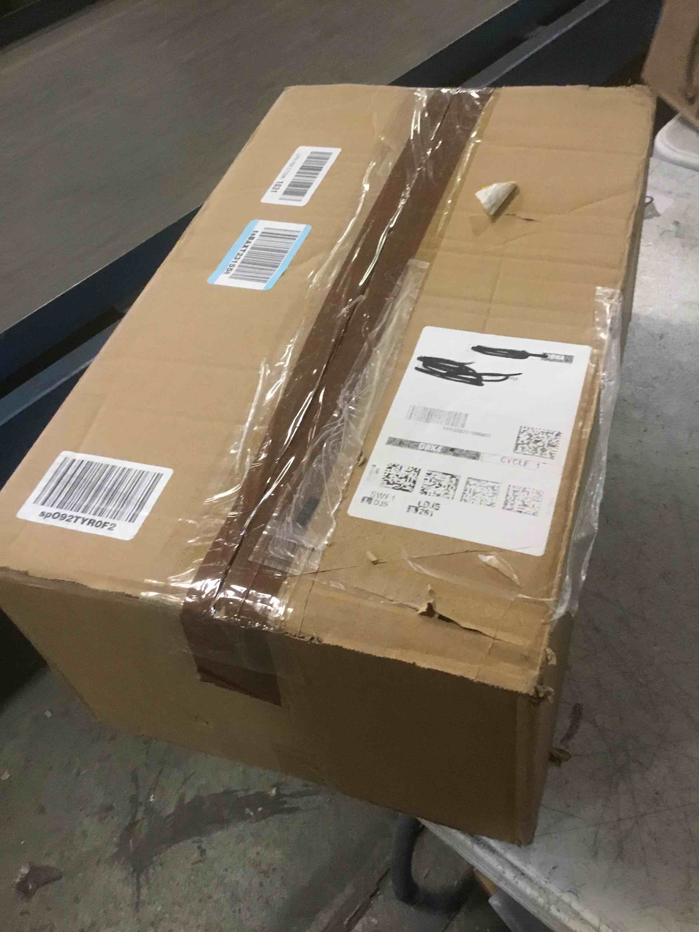 https://s3.amazonaws.com/lotting-images-prod/bidfta/PPE2307568_1744731348562.jpeg