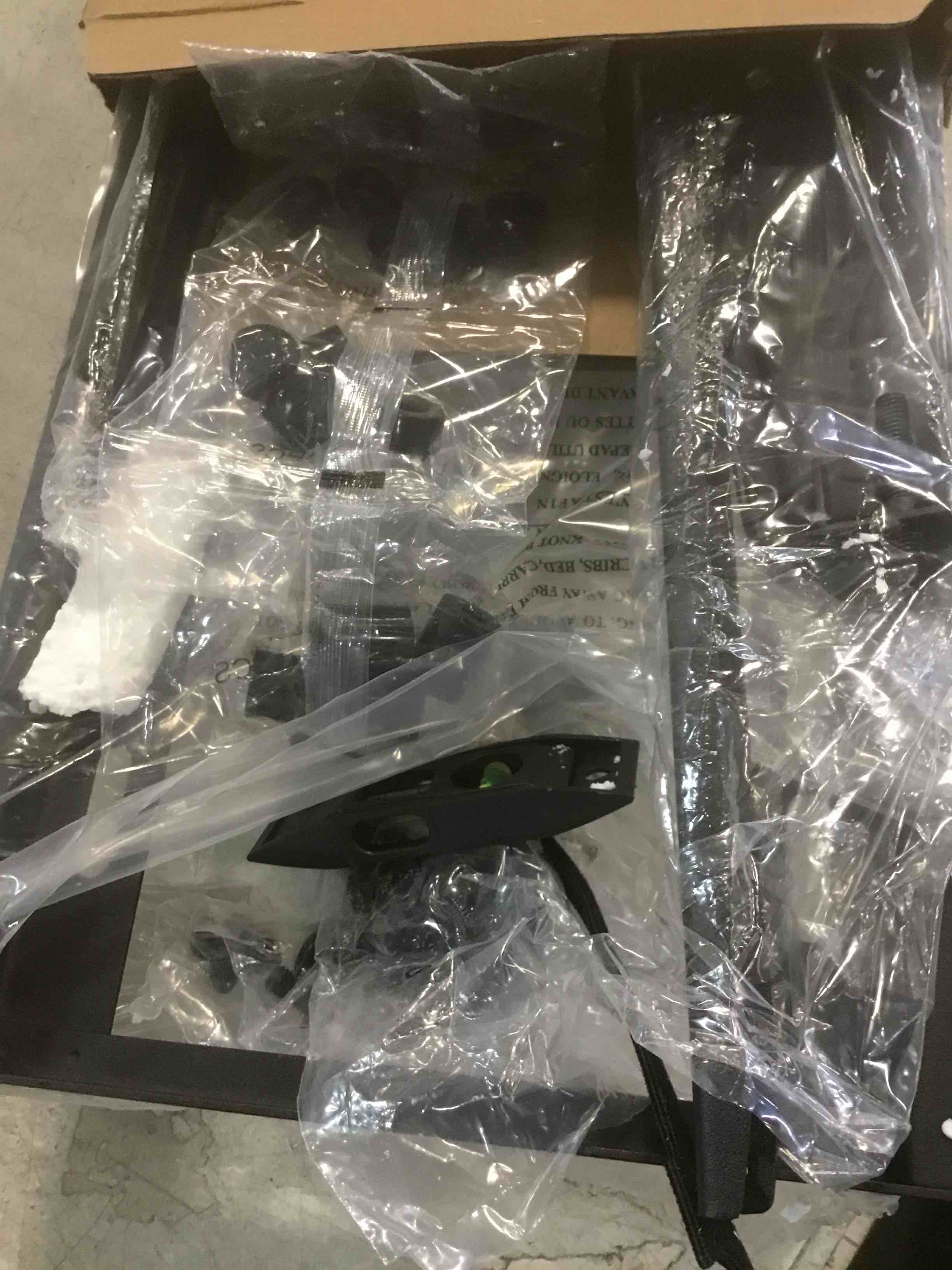 https://s3.amazonaws.com/lotting-images-prod/bidfta/PPE2307998_1744900207415.jpeg