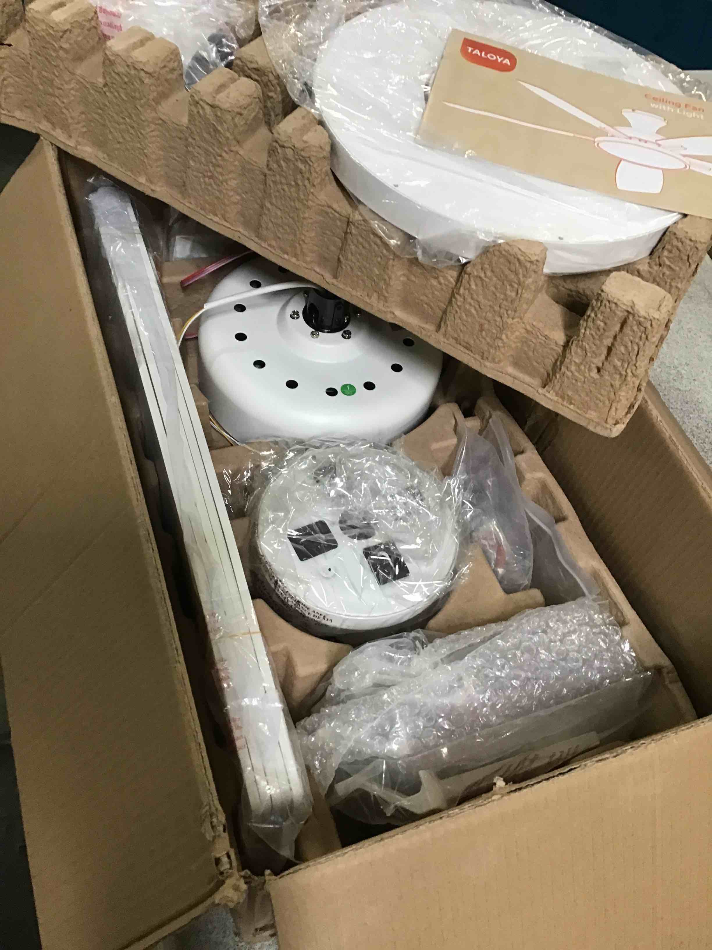 https://s3.amazonaws.com/lotting-images-prod/bidfta/PPE2308102_1741973367330.jpeg