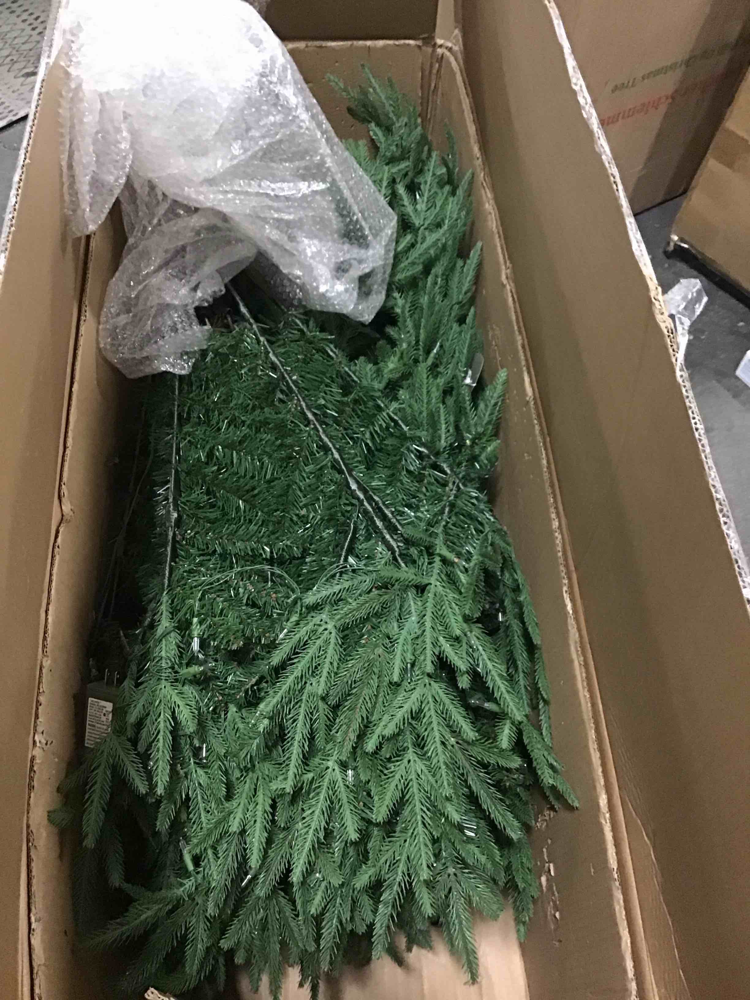 https://s3.amazonaws.com/lotting-images-prod/bidfta/PPE2308553_1742494078196.jpeg
