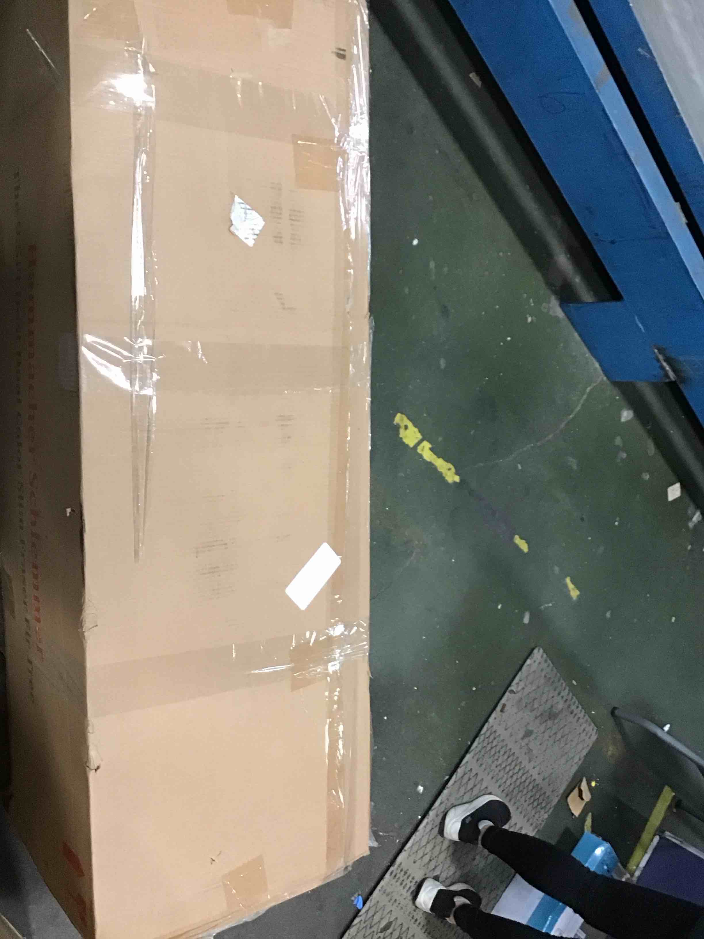 https://s3.amazonaws.com/lotting-images-prod/bidfta/PPE2308553_1742494117512.jpeg