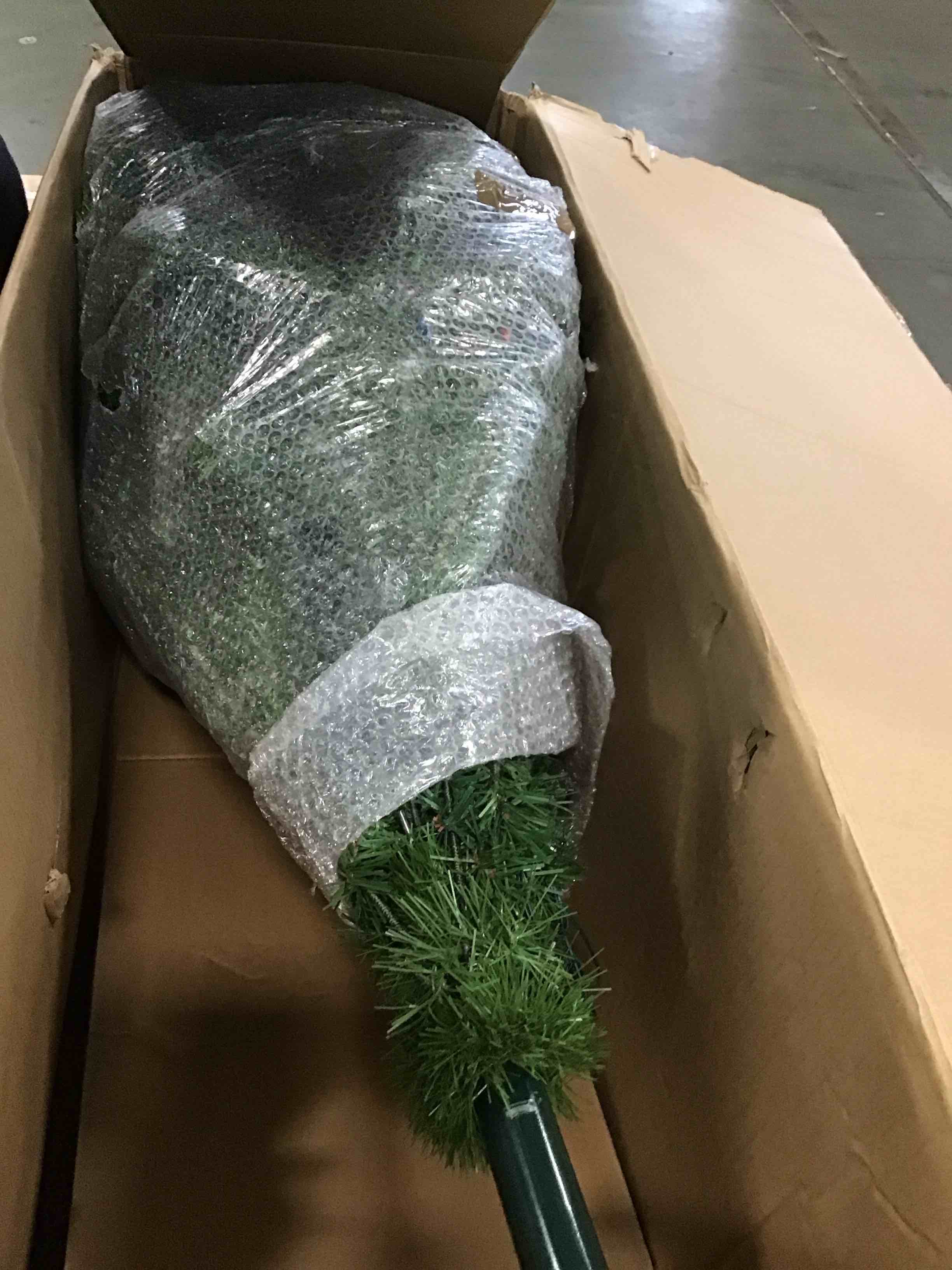 Condition photo showing Good Condition for The World's Best Prelit Douglas Fir