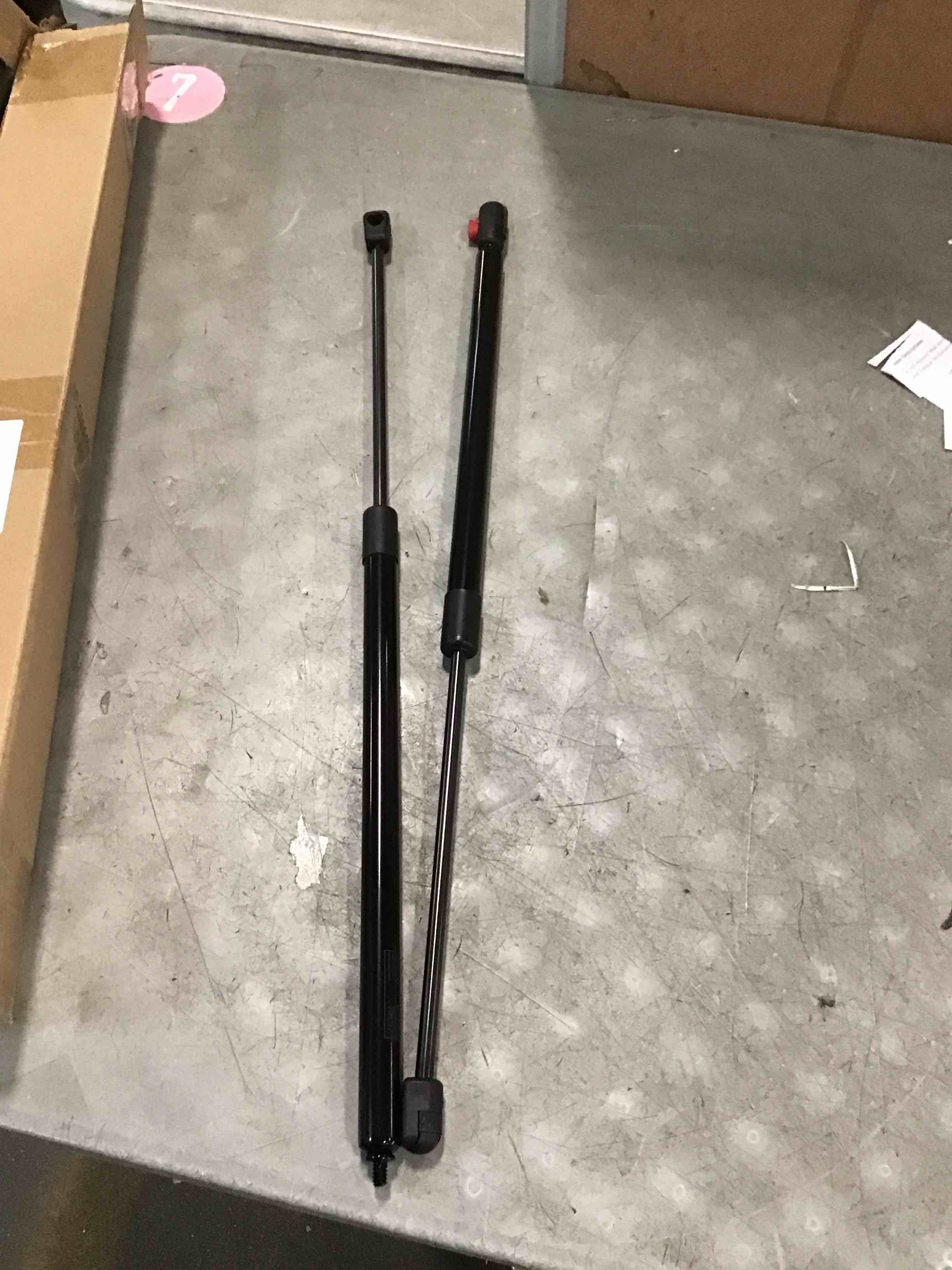 https://s3.amazonaws.com/lotting-images-prod/bidfta/PPE2308646_1742563336034.jpeg