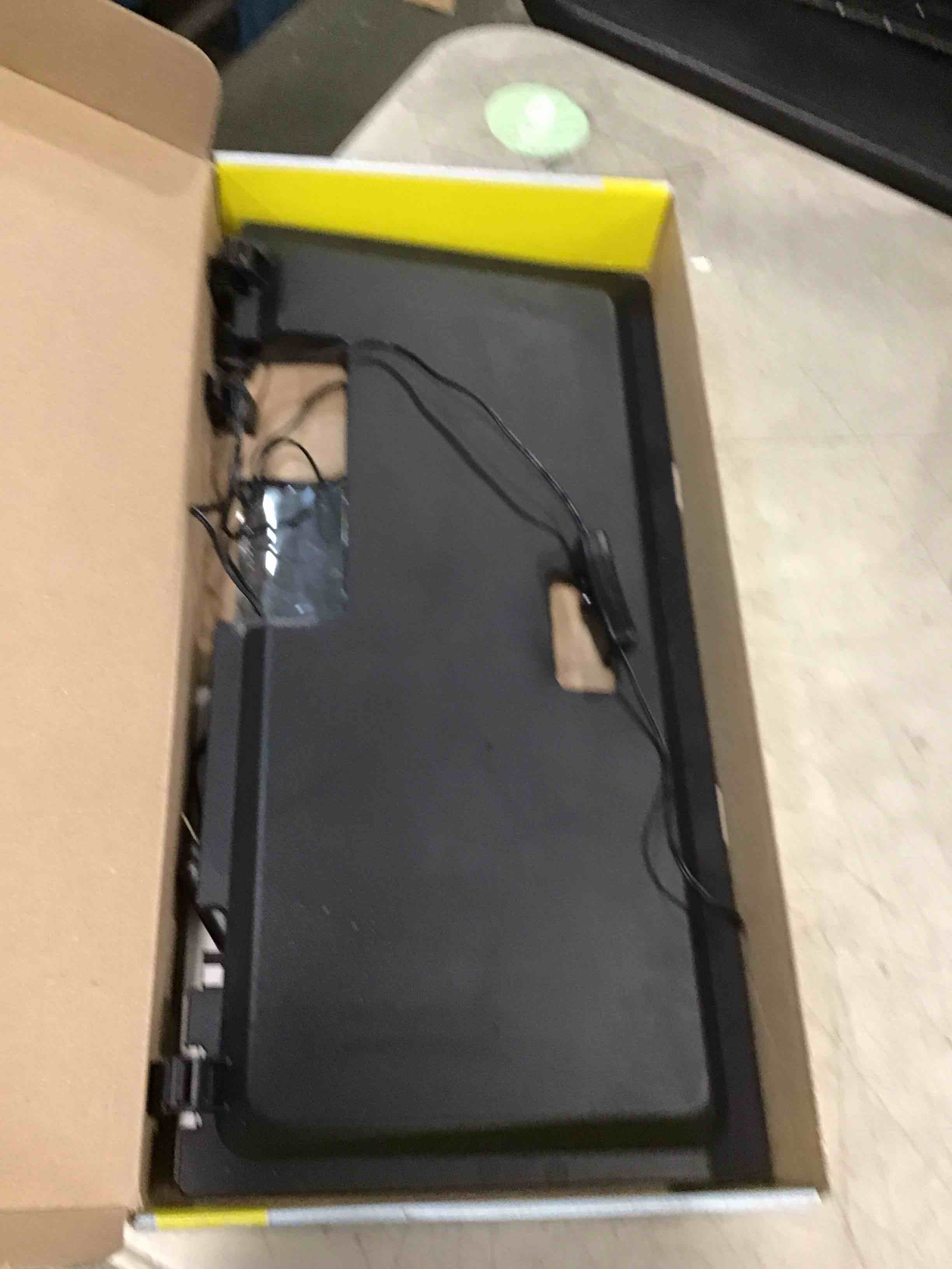 https://s3.amazonaws.com/lotting-images-prod/bidfta/PPE2309153_1742913020237.jpeg