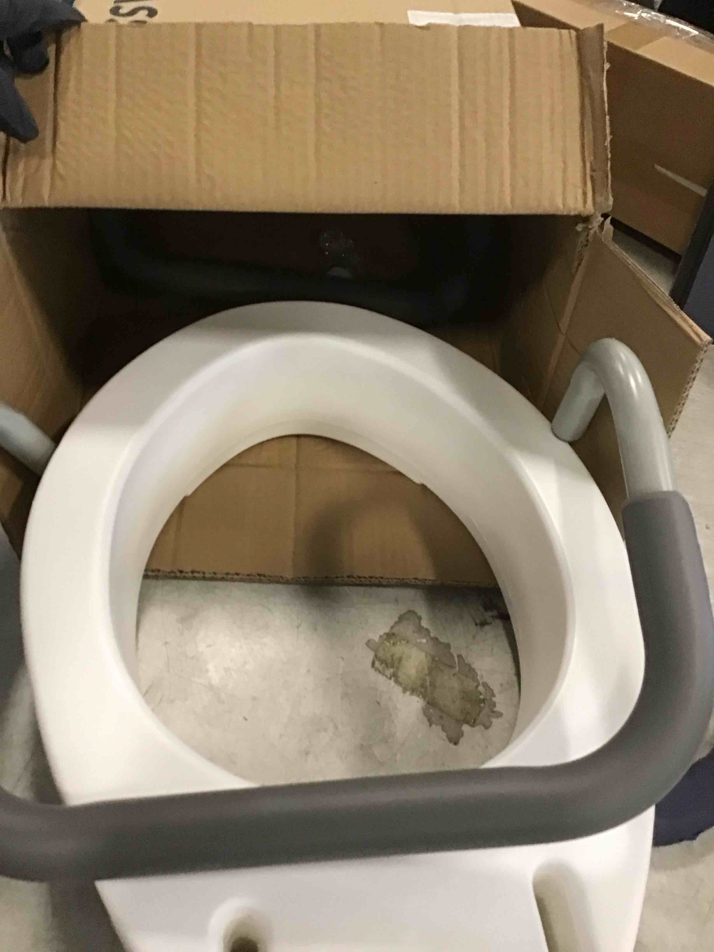https://s3.amazonaws.com/lotting-images-prod/bidfta/PPE2309615_1743081383263.jpeg