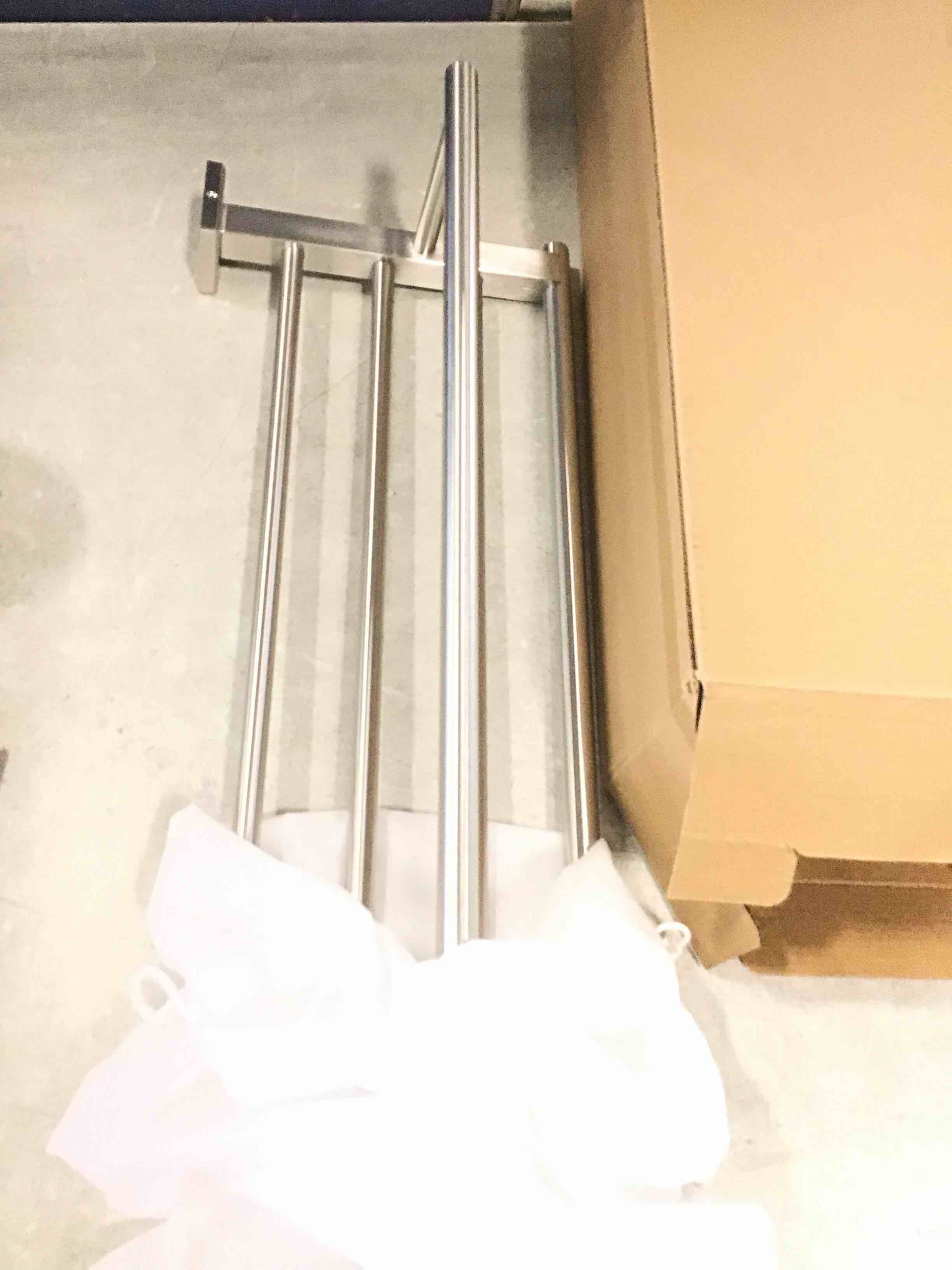 https://s3.amazonaws.com/lotting-images-prod/bidfta/PPE2310273_1743522821671.jpeg