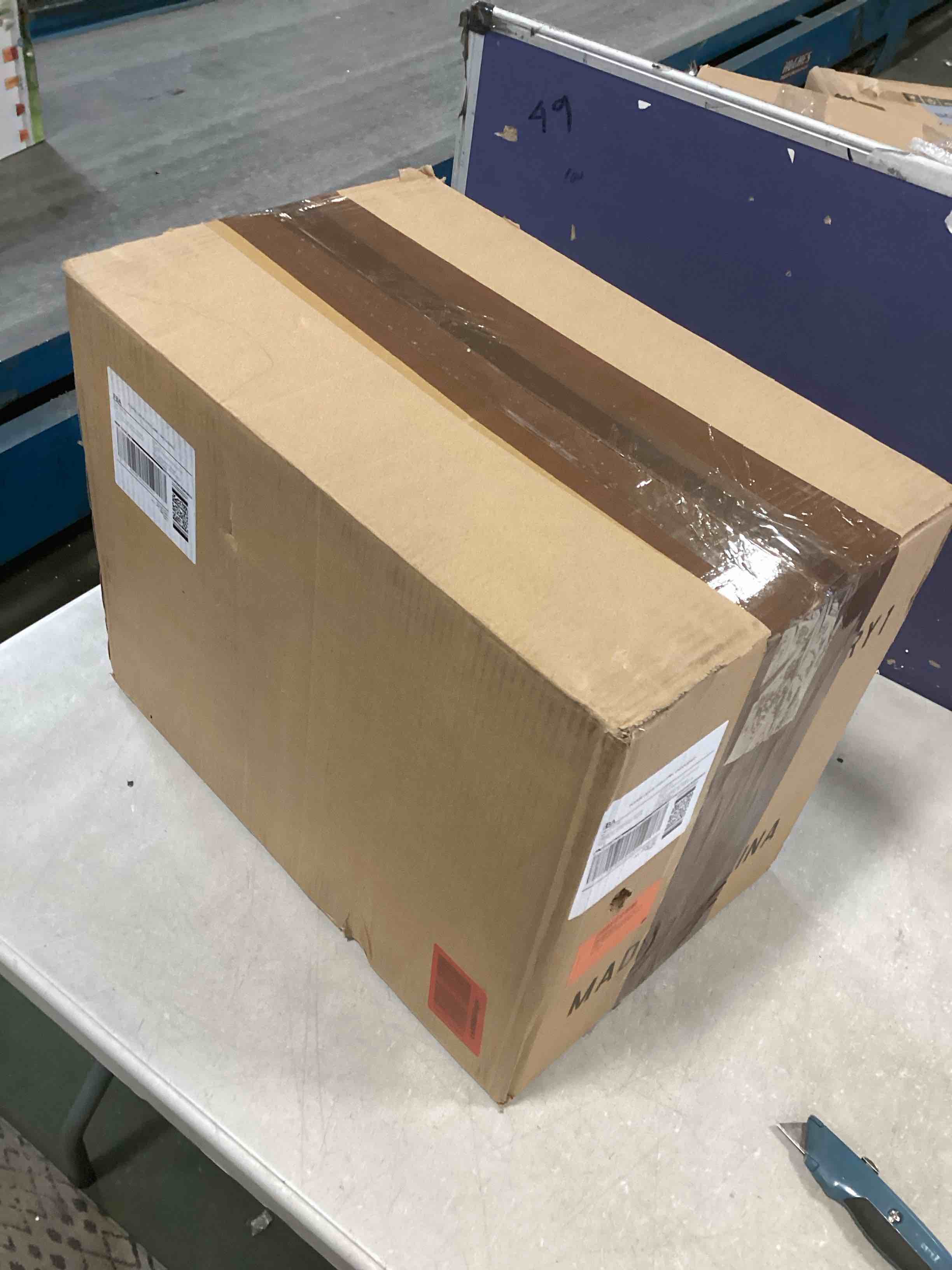 https://s3.amazonaws.com/lotting-images-prod/bidfta/PPE2311125_1742226907823.jpeg