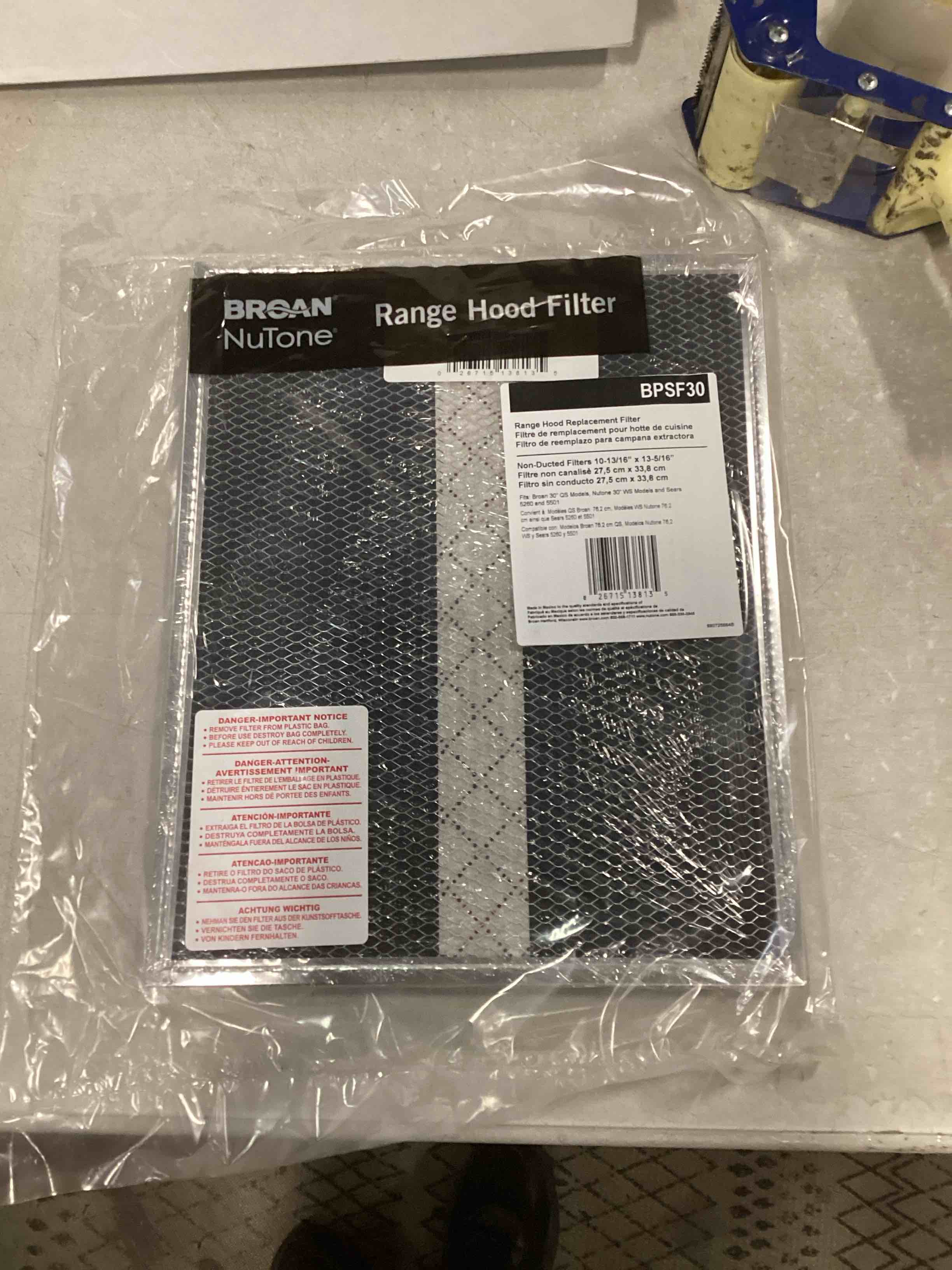 https://s3.amazonaws.com/lotting-images-prod/bidfta/PPE2311324_1742302752058.jpeg