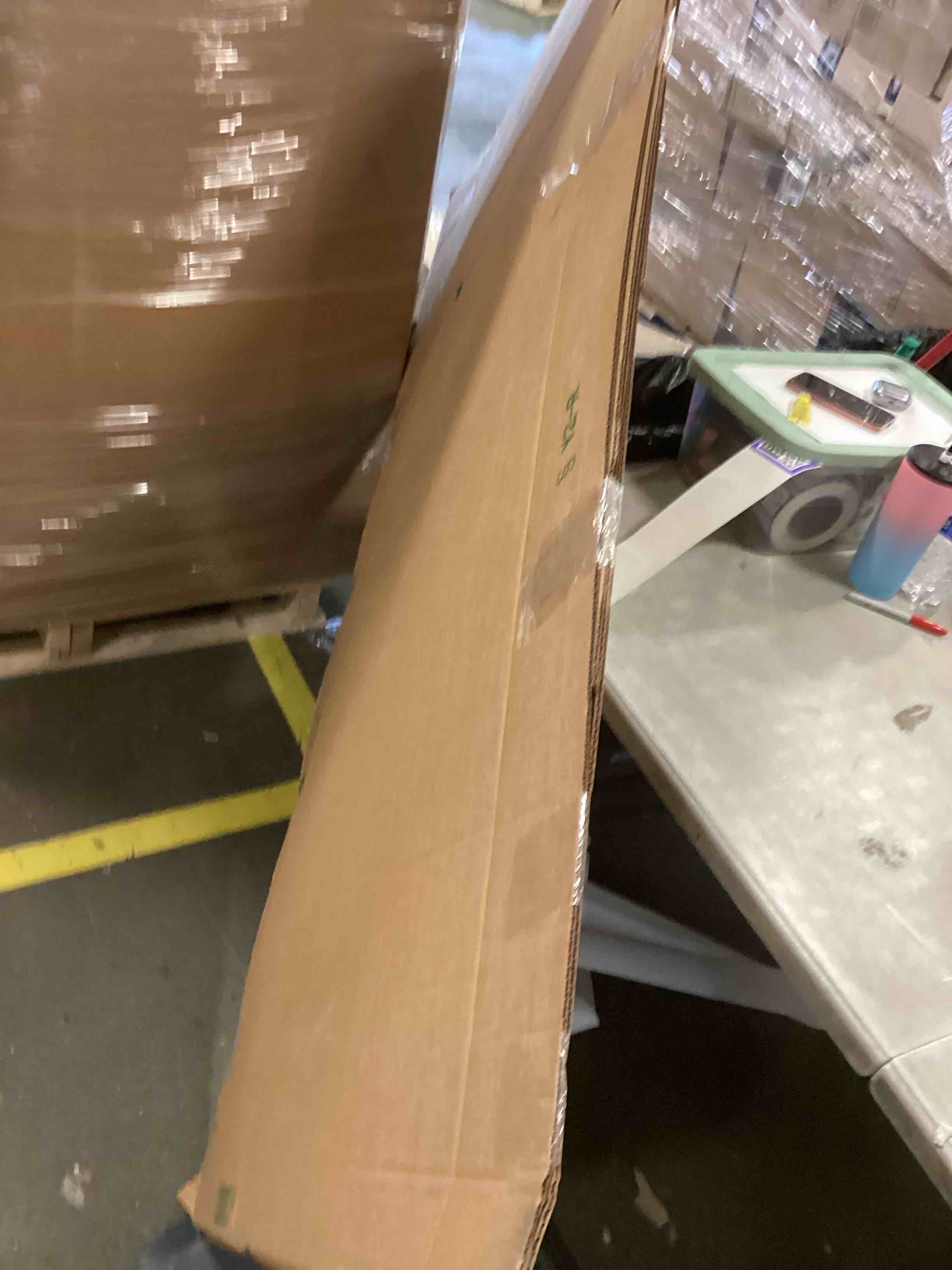 https://s3.amazonaws.com/lotting-images-prod/bidfta/PPE2313047_1743090653429.jpeg