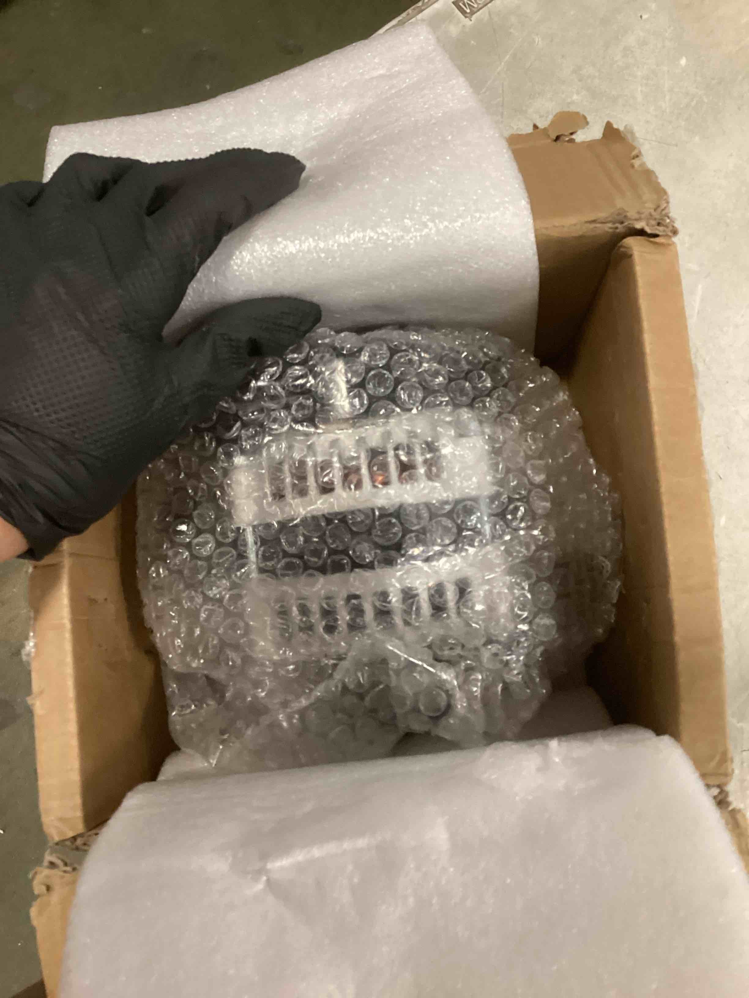 https://s3.amazonaws.com/lotting-images-prod/bidfta/PPE2313332_1743182196371.jpeg