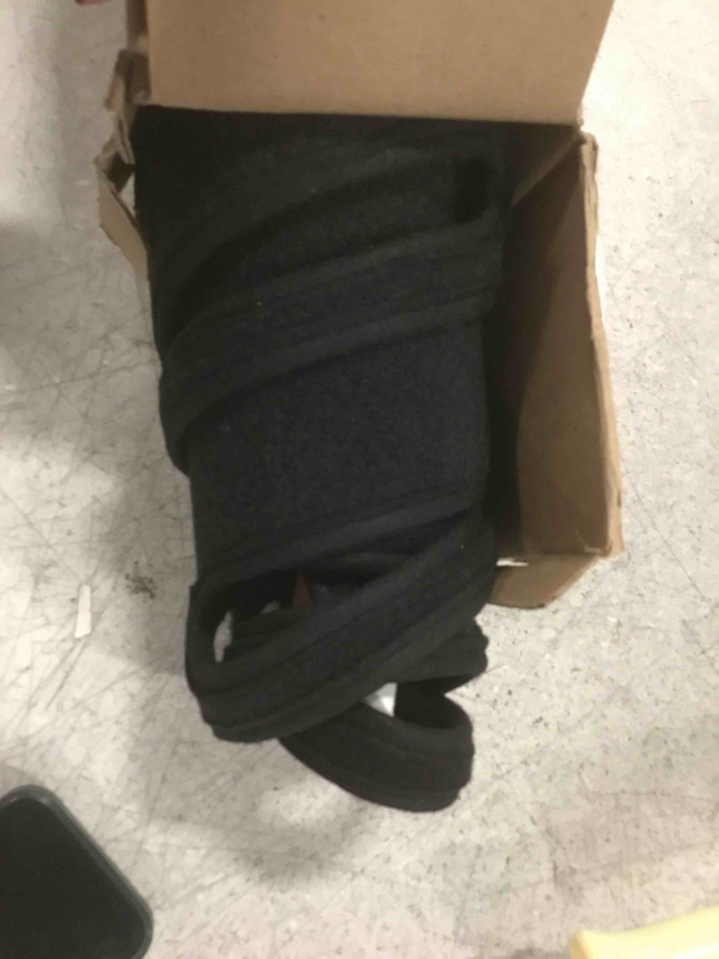 https://s3.amazonaws.com/lotting-images-prod/bidfta/PPE2314173_1743166568767.jpeg
