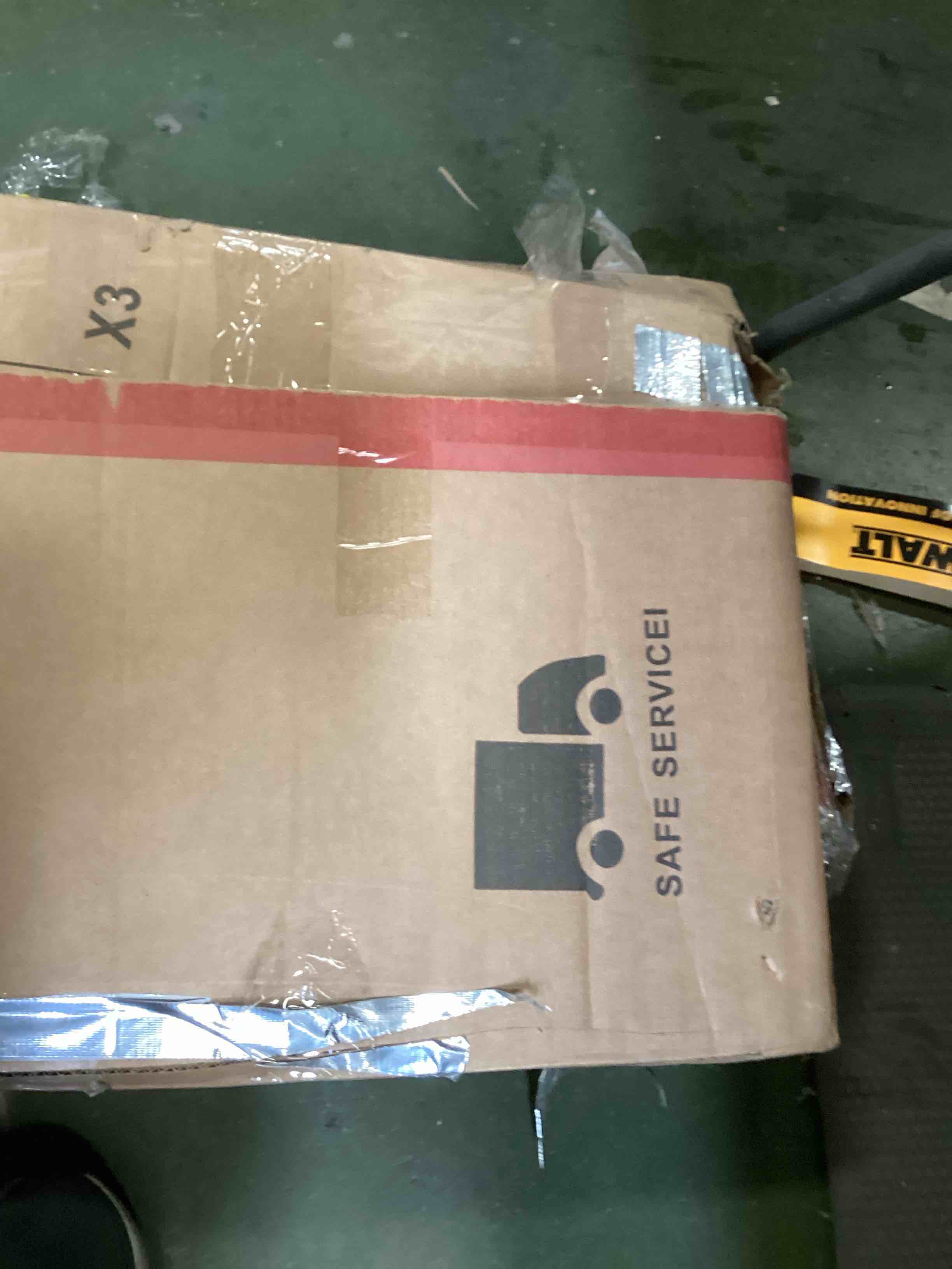 https://s3.amazonaws.com/lotting-images-prod/bidfta/PPE2314797_1743536746705.jpeg