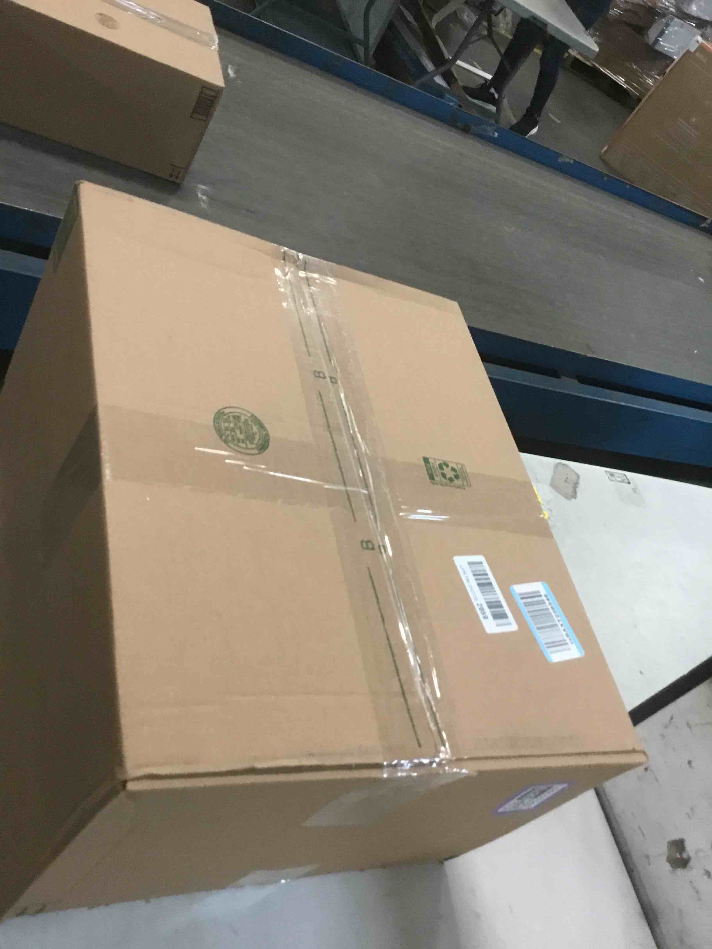 https://s3.amazonaws.com/lotting-images-prod/bidfta/PPE2316879_1744980495991.jpeg